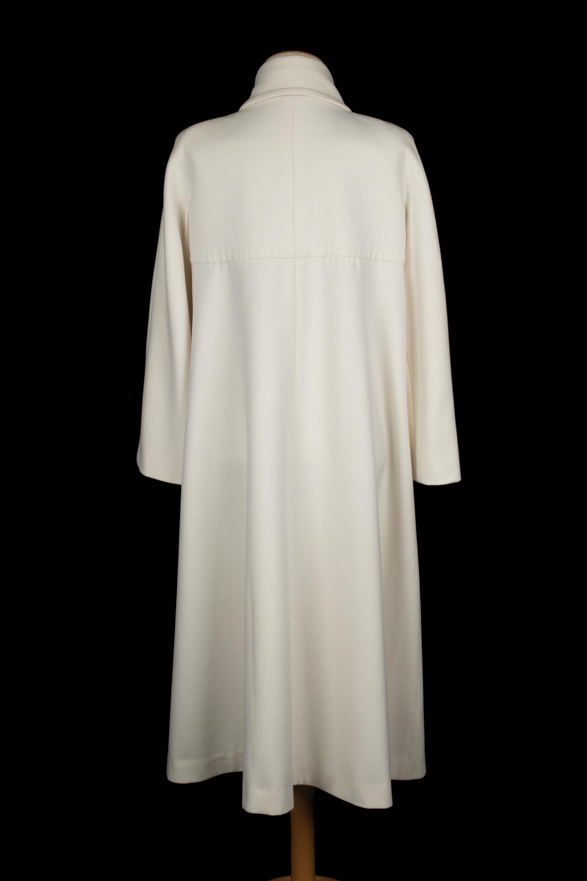 Abrigo Chanel Invierno 2017 Beige en venta