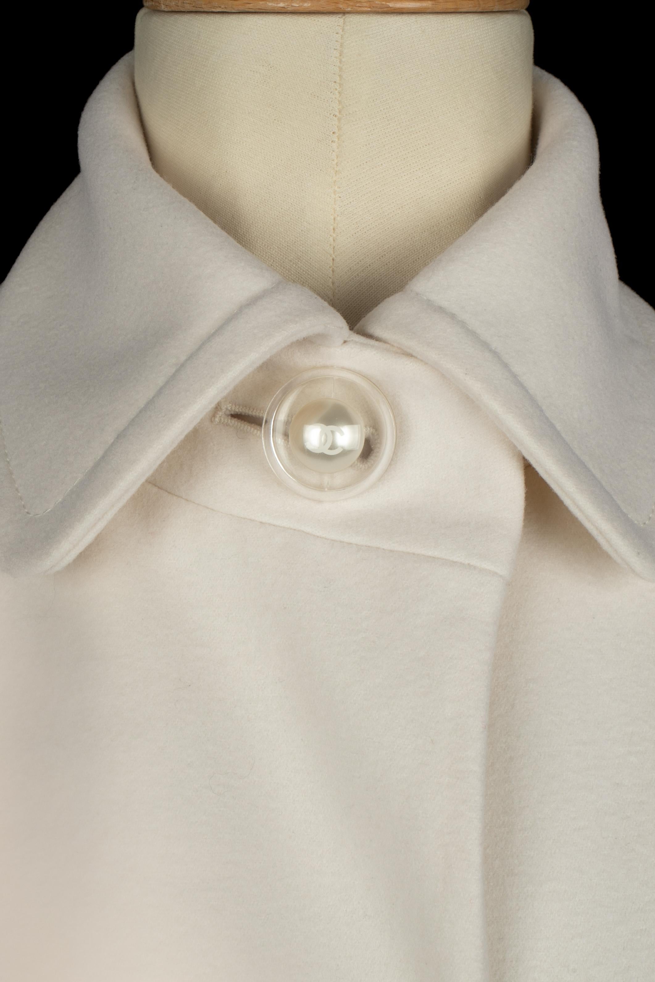 Abrigo Chanel Invierno 2017 en venta 4