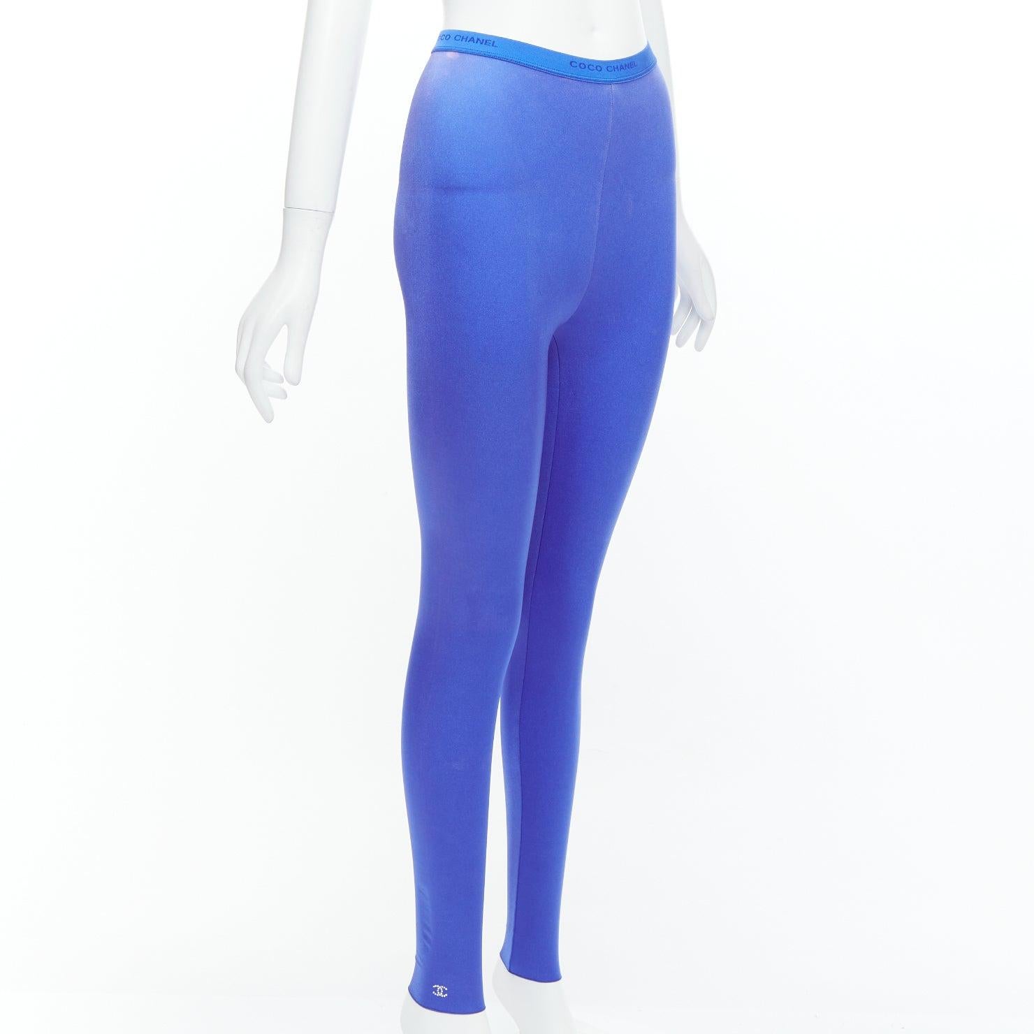 Blue CHANEL cobalt blue crystal CC logo coco waistband leggings FR34 XS For Sale