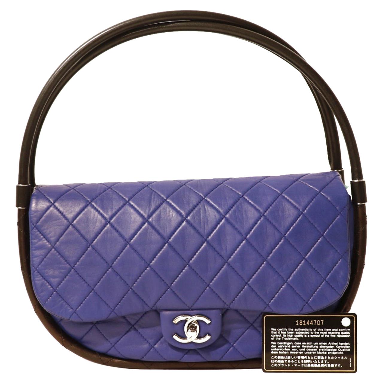 Hula hoop leather handbag Chanel Beige in Leather - 29388033