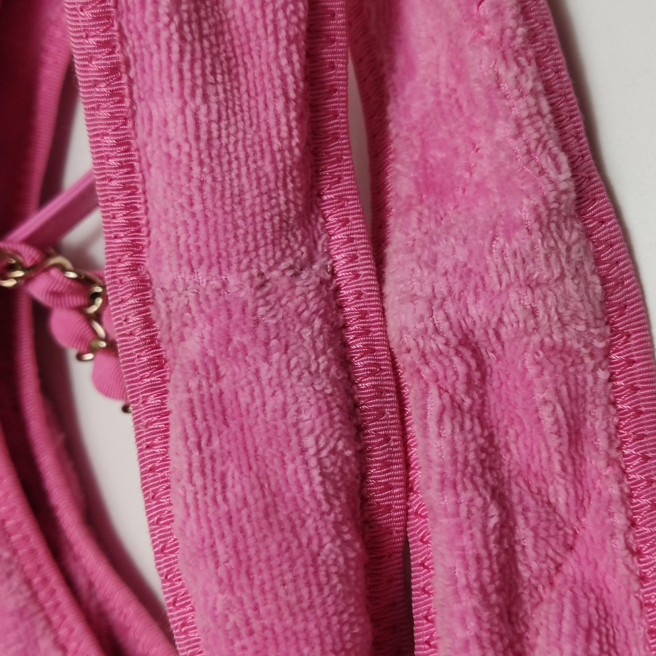 Chanel Coco Strand gesteppte Hobo rosa weichen Stoff 2023 im Angebot 2