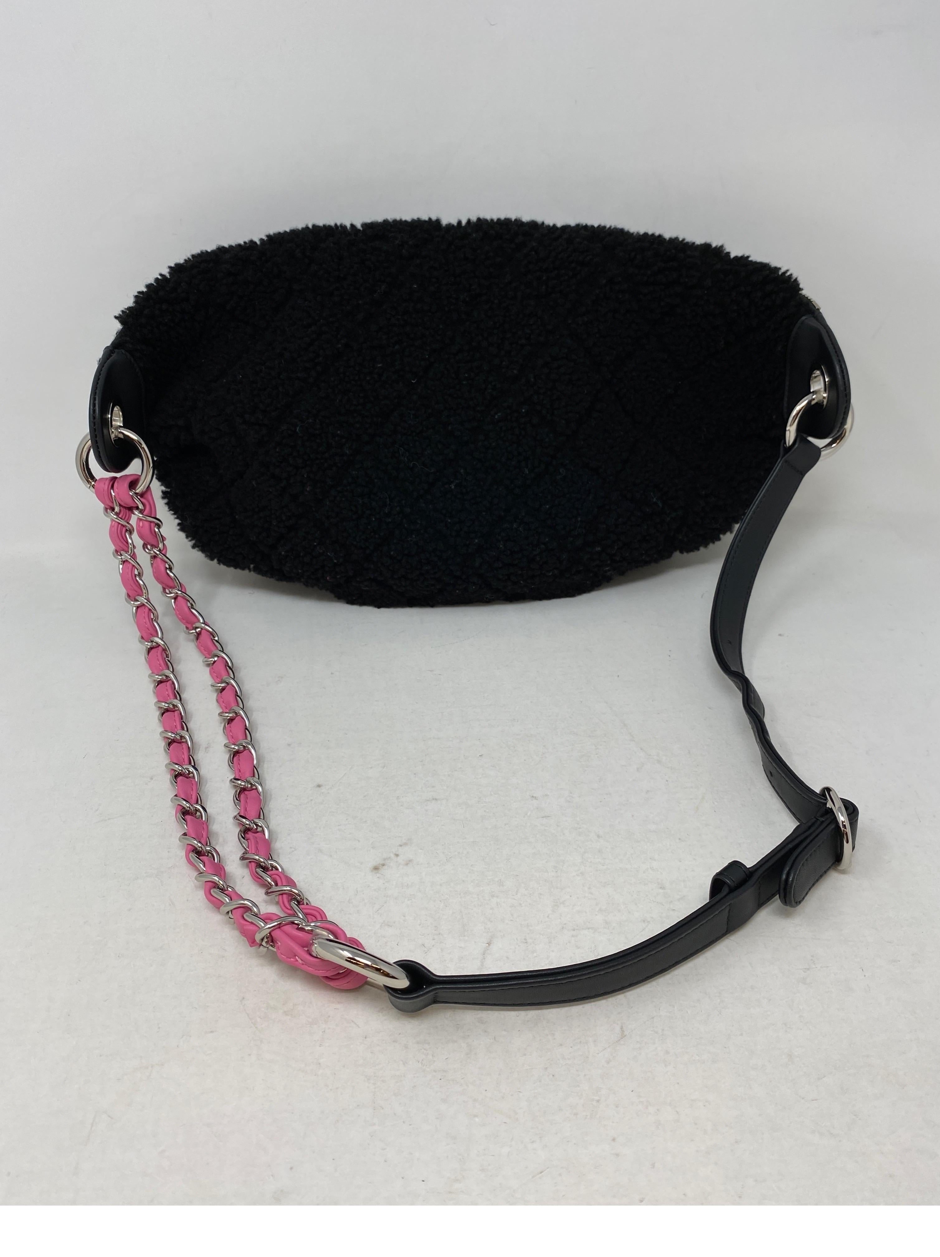 Chanel Coco Black Shearling Bum Bag 7