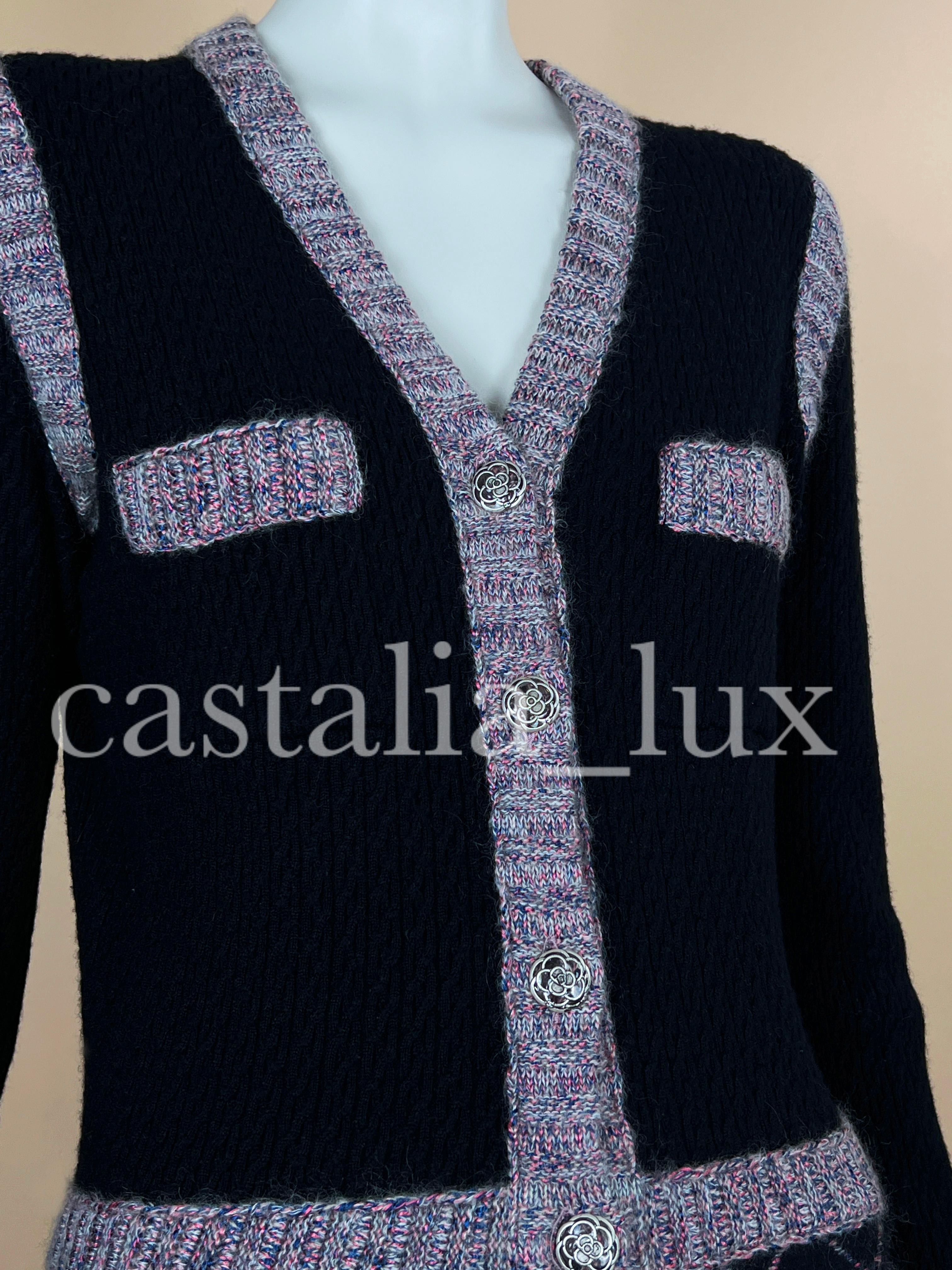 Chanel Coco Brasserie Werbe-Kampagnen-Jackenkleid aus Messing im Angebot 9