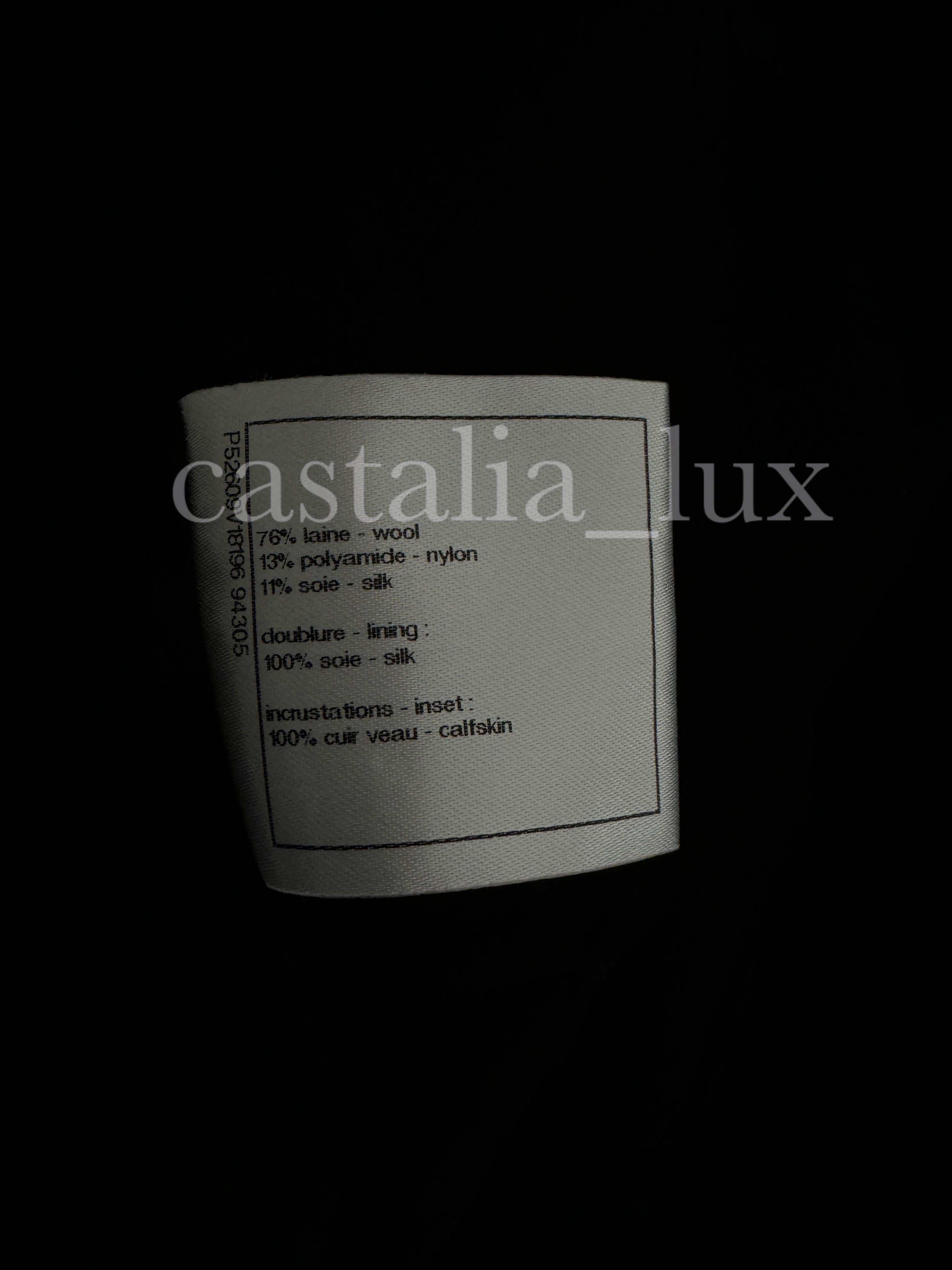 Chanel Coco Brasserie CC Camellias Black Tweed Jacket 12