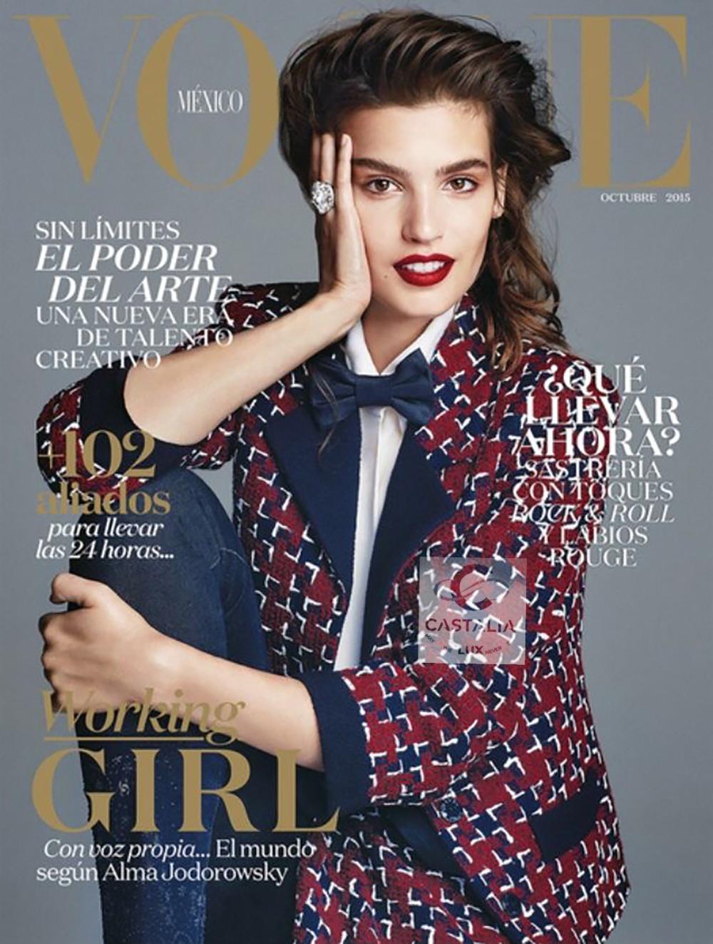 Femenino o masculino CHANEL Coco Chanel Brasserie Nueva Chaqueta de tweed burdeos 42 FR en venta