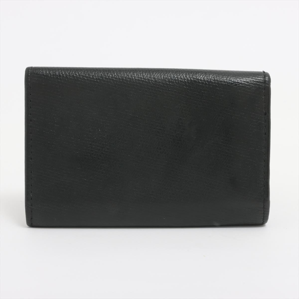 Chanel Coco Button Leather Key Case Black In Good Condition For Sale In Humacao, PR