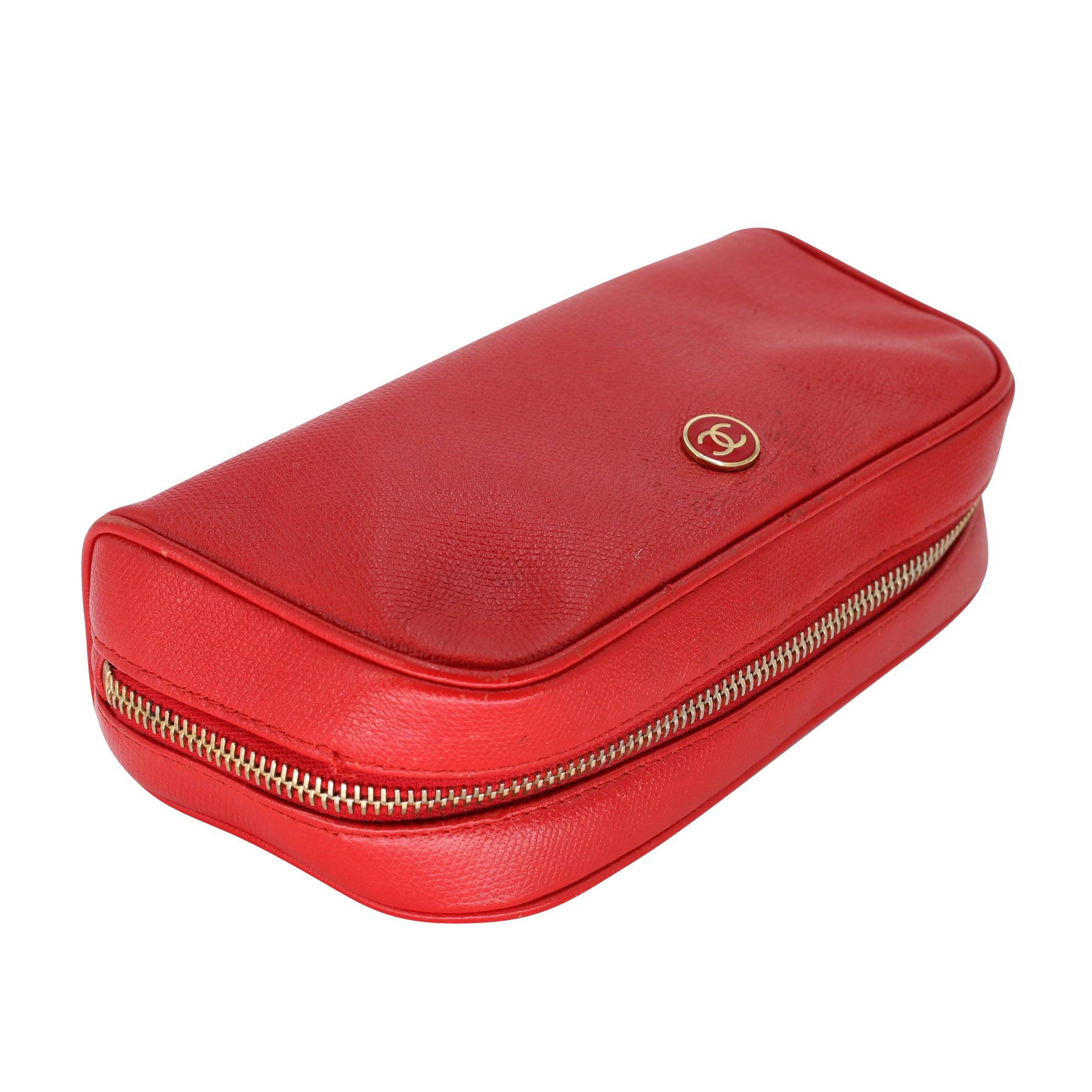 Women's Chanel Coco Button Red Caviar Make Up Travel Bag CC-W1101P-A004 For Sale