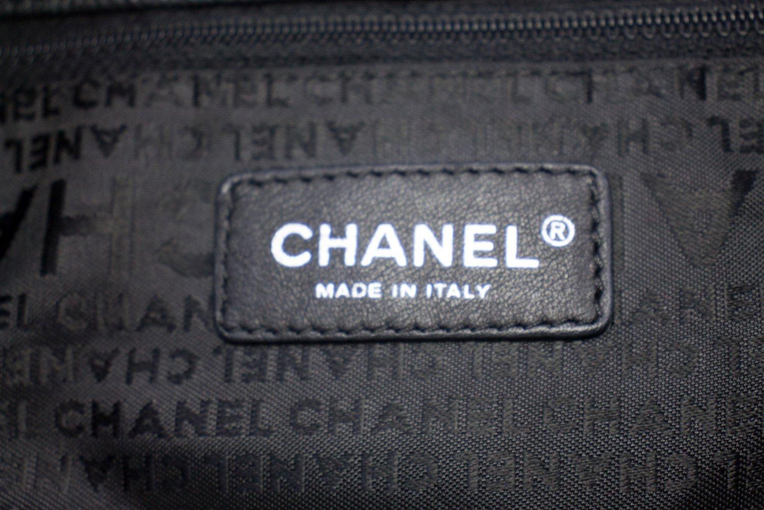 Chanel Coco Cabas Caviar in pelle nera con catena Borsa a tracolla argento in vendita 9