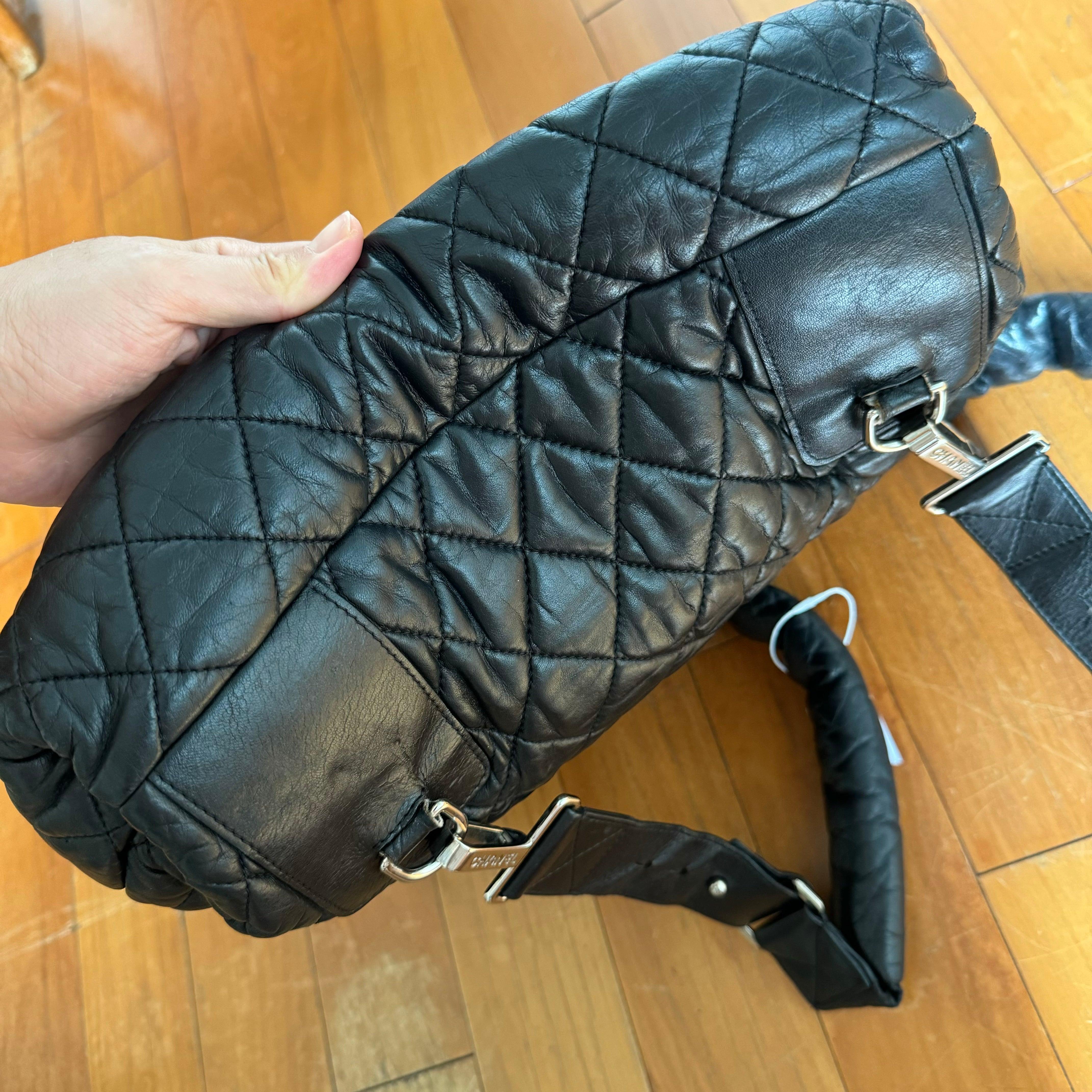 Chanel Coco Cocoon Flap Backpack Lambskin Leather Diamond Quilted Black, 2009 For Sale 14