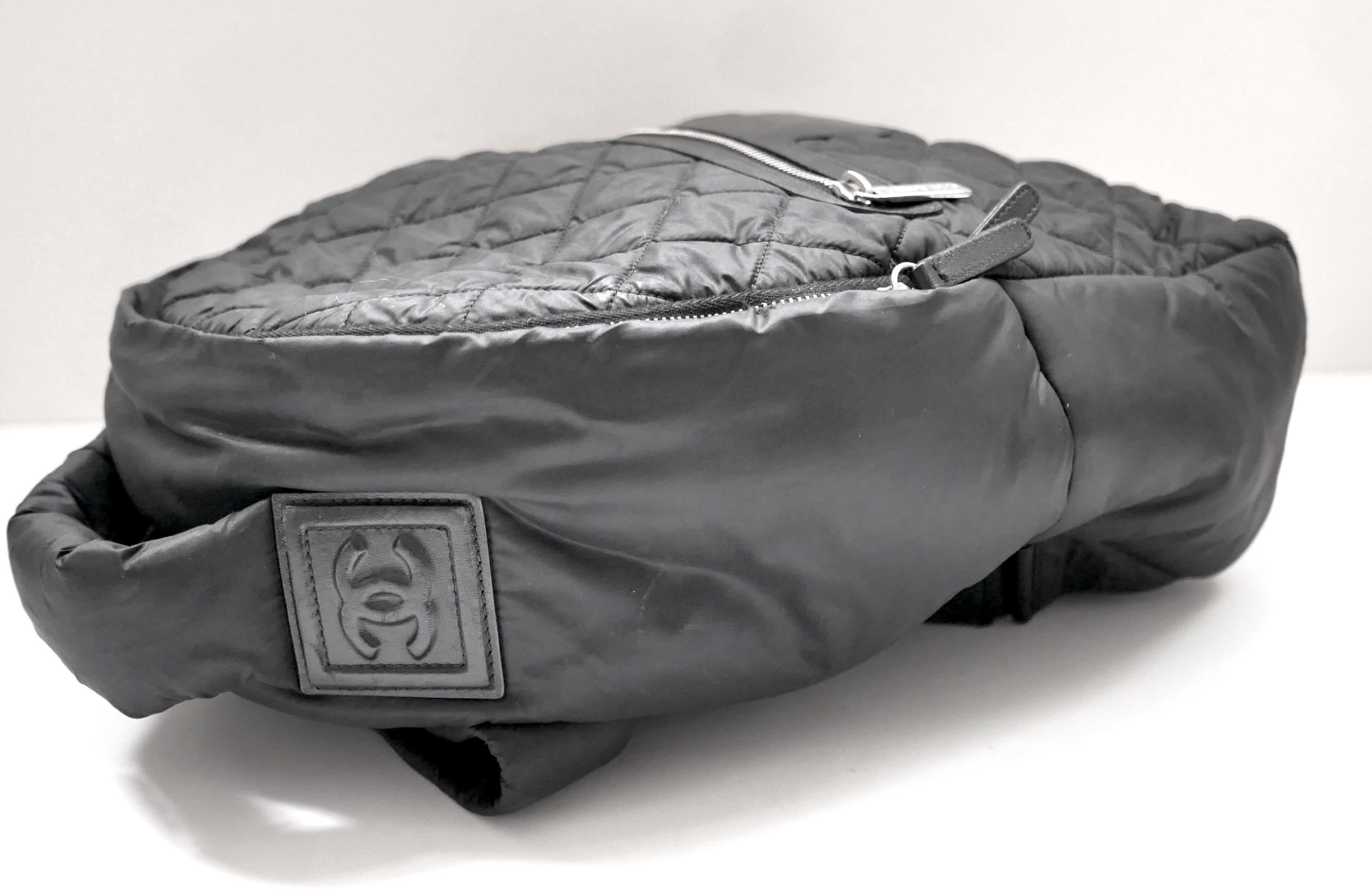 Gris Sac à dos Chanel Coco Cocoon en vente