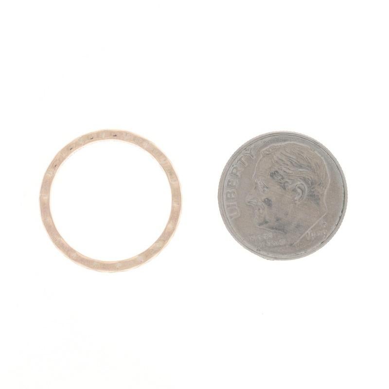 Chanel Coco Crush Beige Gold Mini Band - 18k Etched Wedding Ring Size 6 For Sale 2
