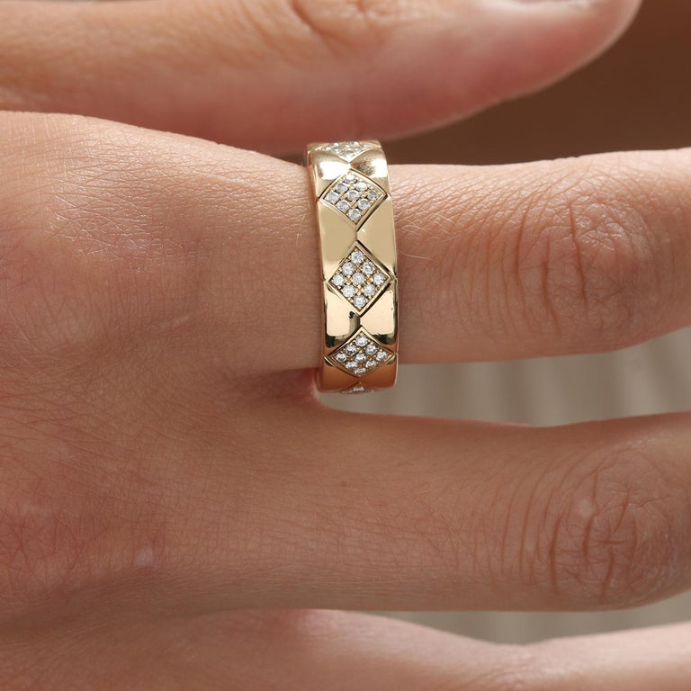 Chanel CoCo Crush Diamond and Gold Matelasse Ring at 1stDibs  chanel 18k  ring, chanel coco crush ring, chanel matelasse ring