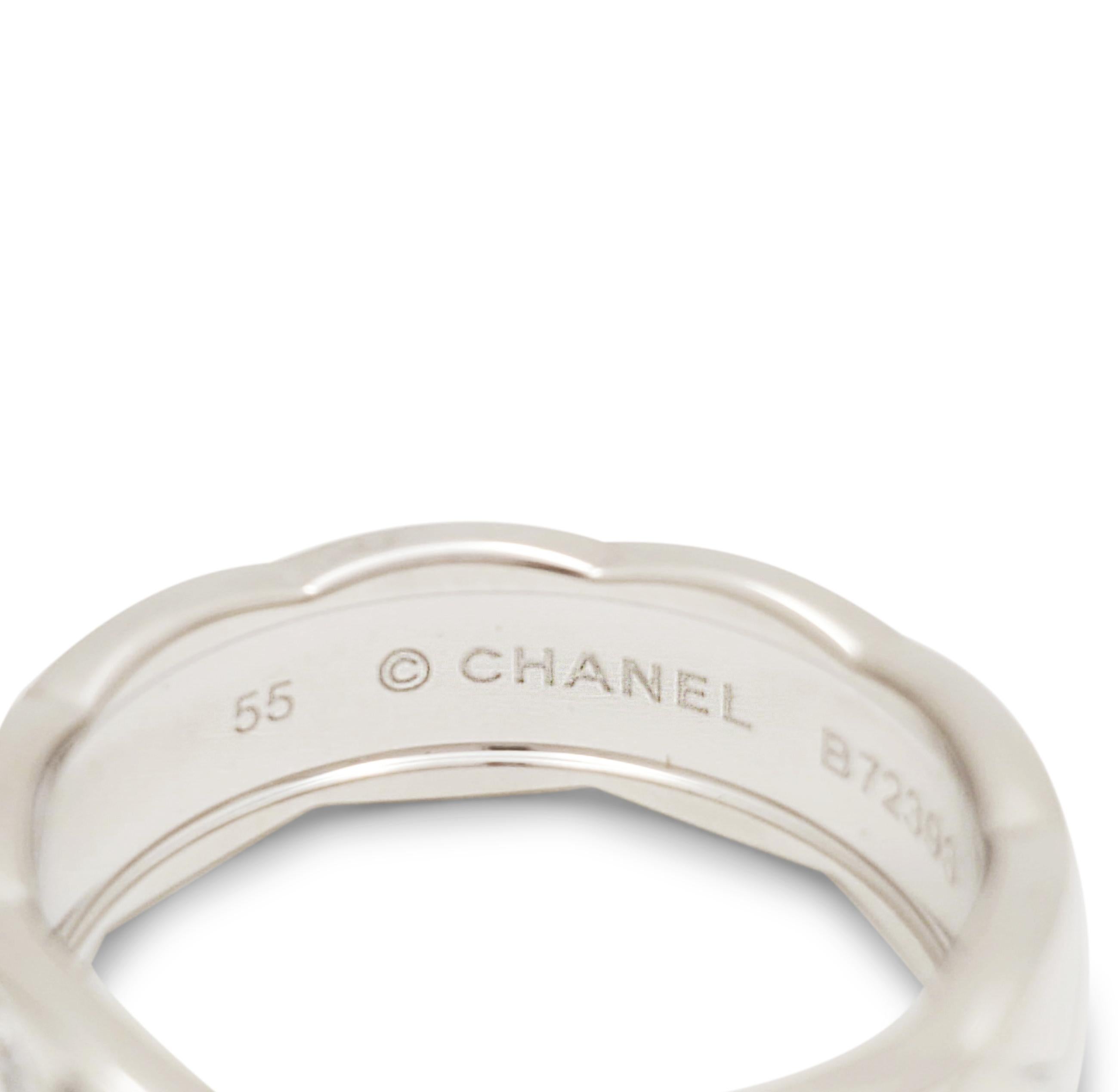  Bague « Coco Crush » de Chanel en or blanc et diamants, petit modèle Unisexe 