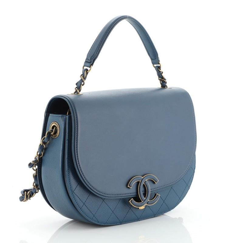 chanel coco curve bag