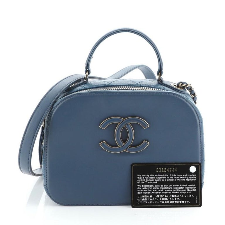 Chanel Coco Curve Vanity Case Bag Beige Leather Pony-style calfskin  ref.935610 - Joli Closet