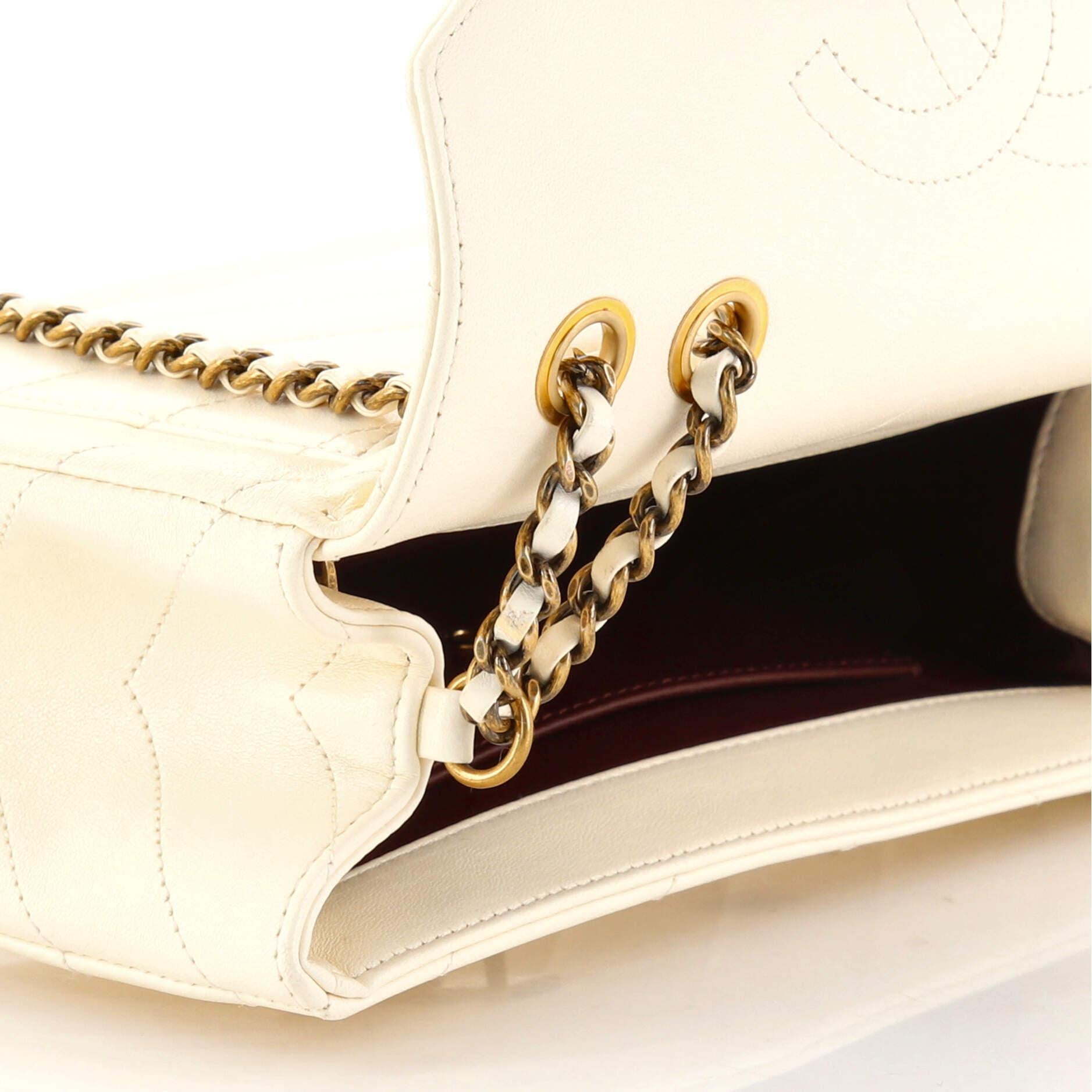 Chanel Coco Envelope Flap Bag Chevron Leather Medium 2