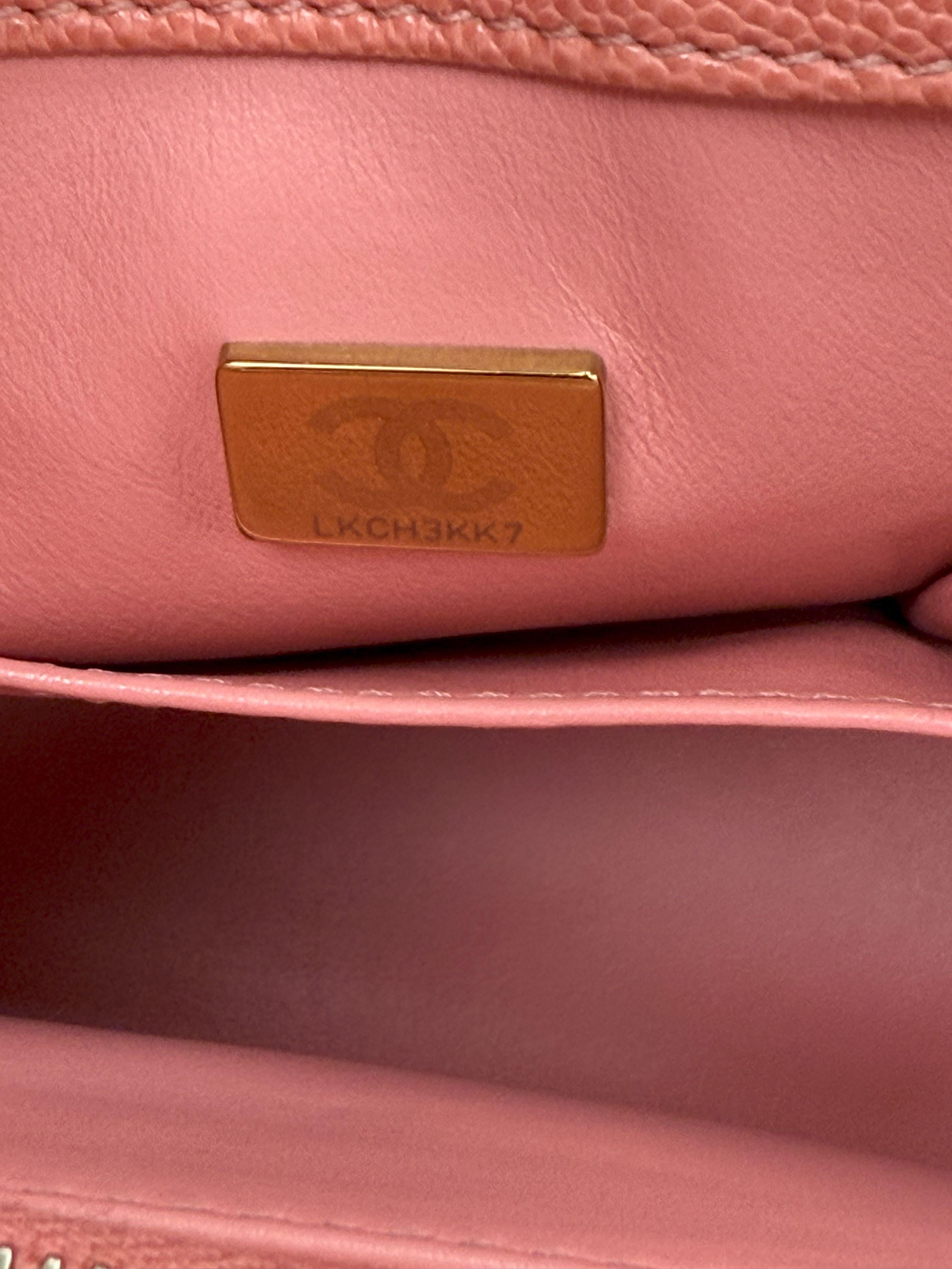 Chanel Coco Handle Flap Borsa in pelle di vitello martellata rosa in vendita 13
