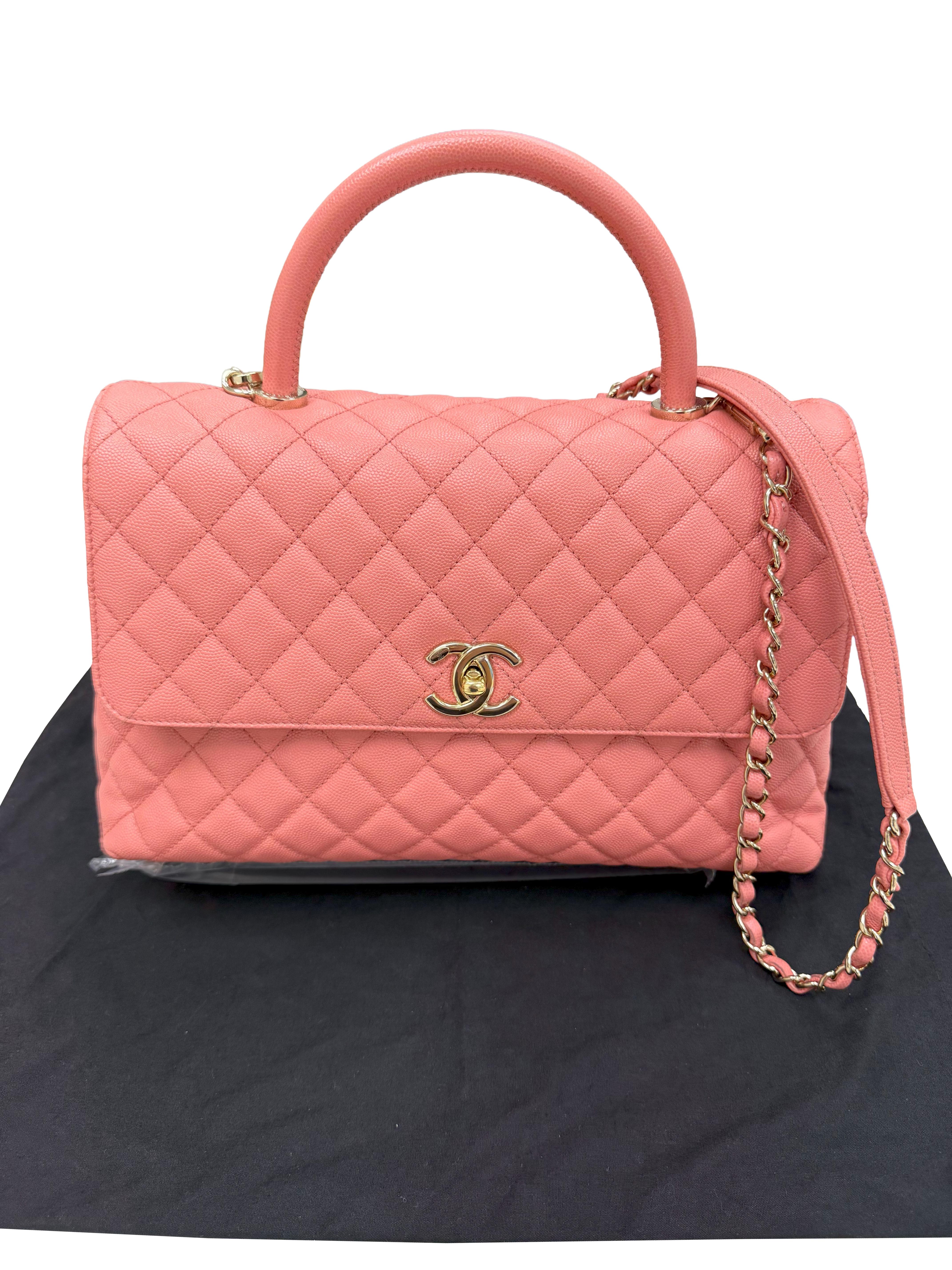 Chanel Coco Handle Flap Borsa in pelle di vitello martellata rosa In condizioni ottime in vendita a Aventura, FL