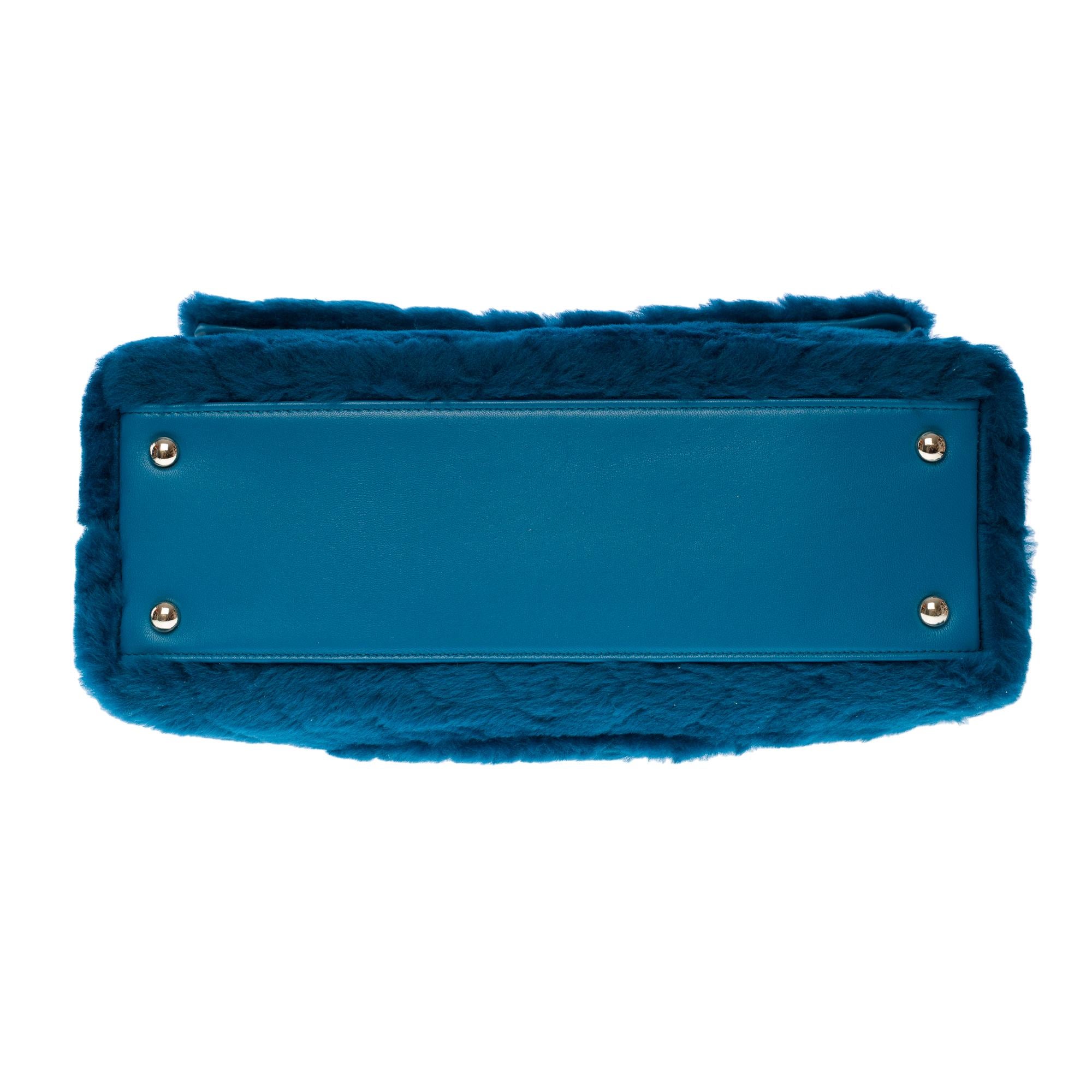 Sac à main Chanel Coco en peau de mouton matelassée à chevrons bleu pétrole 8