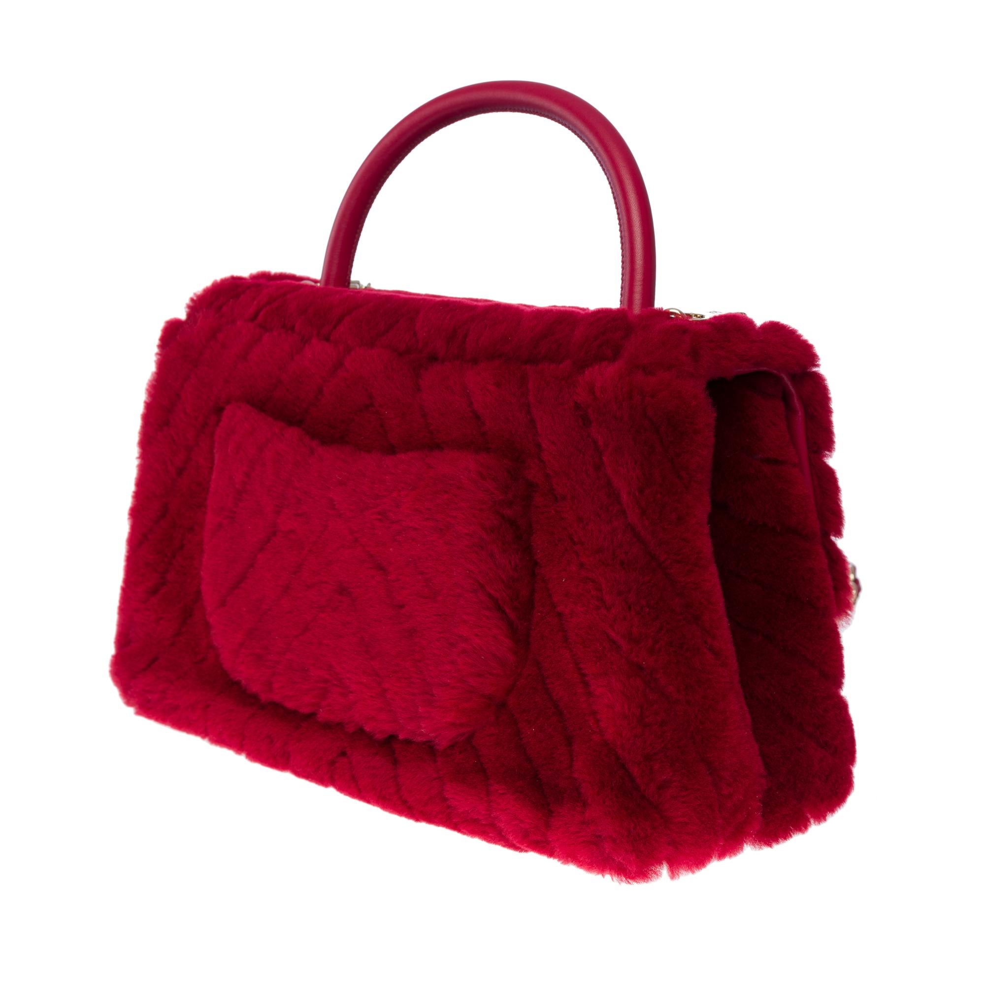 Chanel Coco handle handbag strap in Burgundy chevron quilted shearling, GHW 1