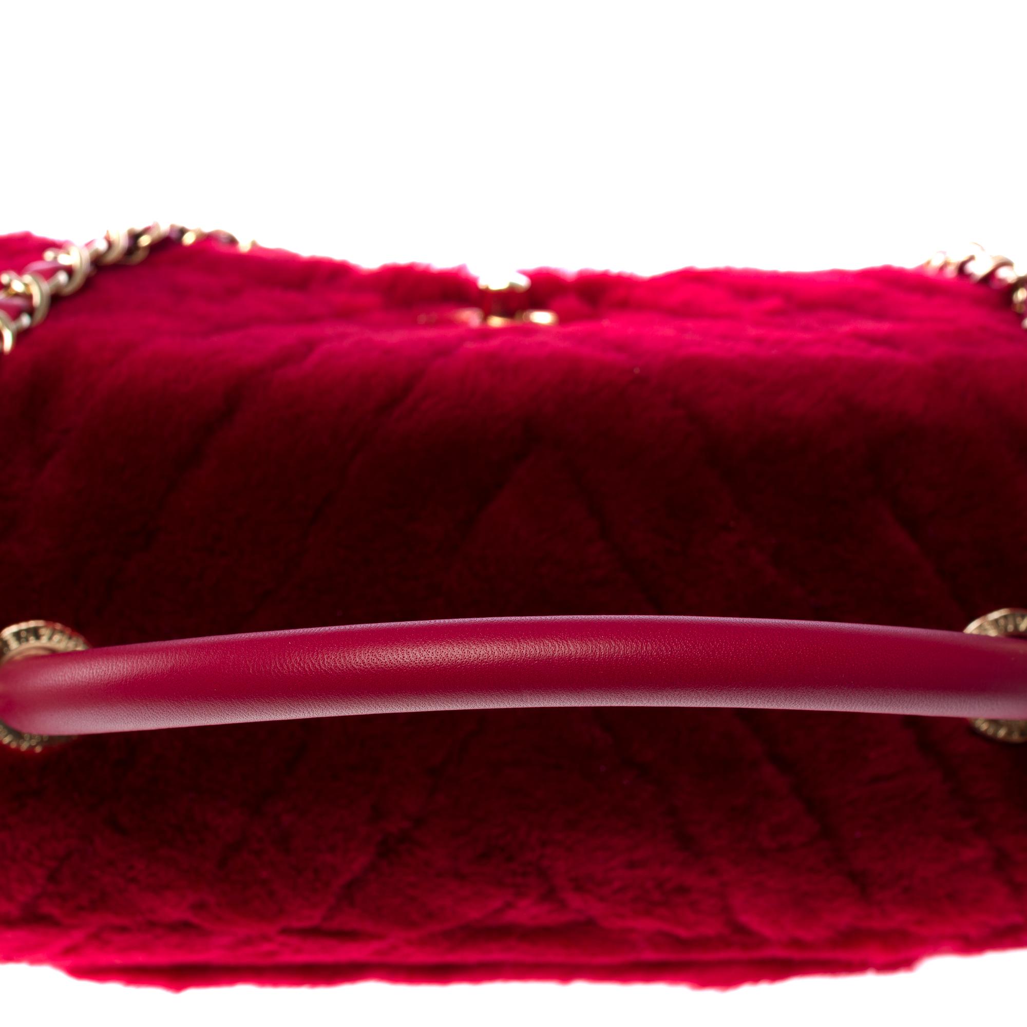 Chanel Coco handle handbag strap in Burgundy chevron quilted shearling, GHW 4