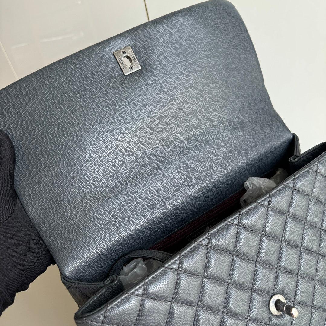 Chanel Coco Handle Maxi Grey Caviar Leather Silver Hardware 32cm, 2015-2016 For Sale 12