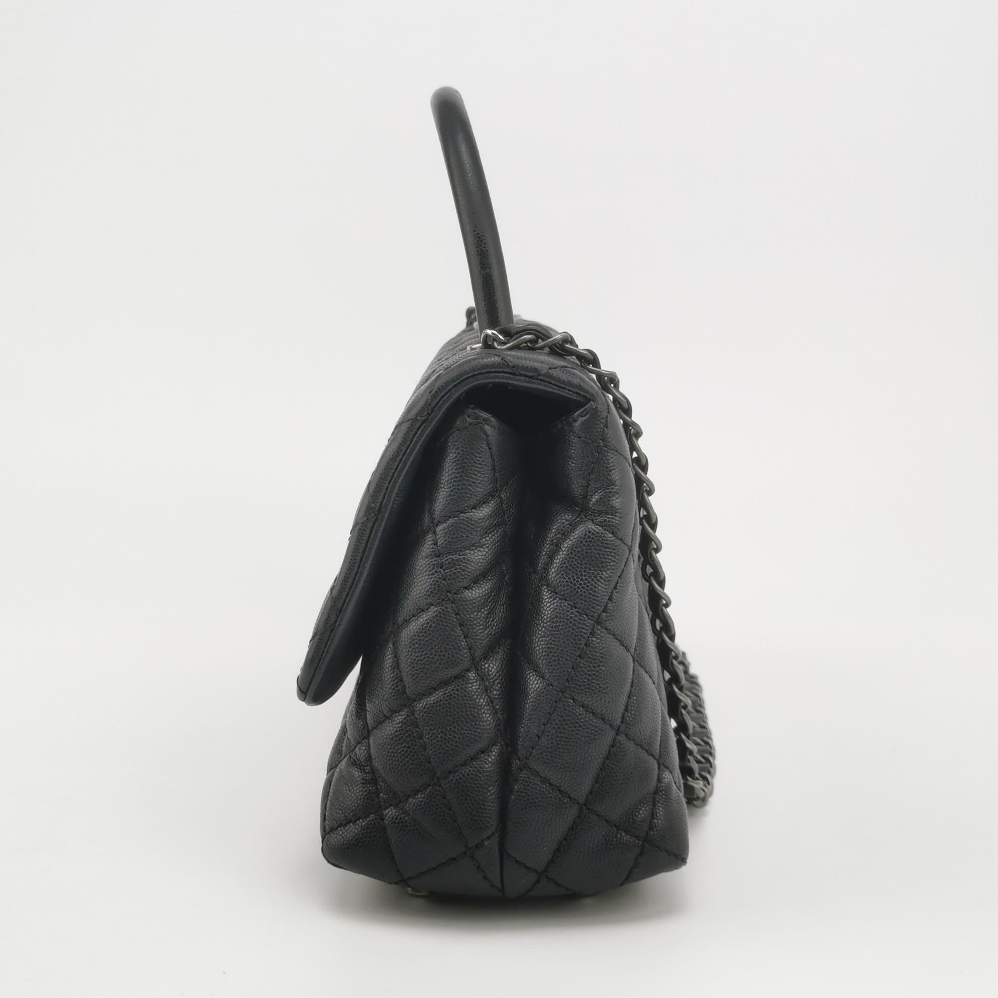 Nero Coco Chanel Manico Medio in Pelle Caviale Nera Hardware Argento, 2016 in vendita