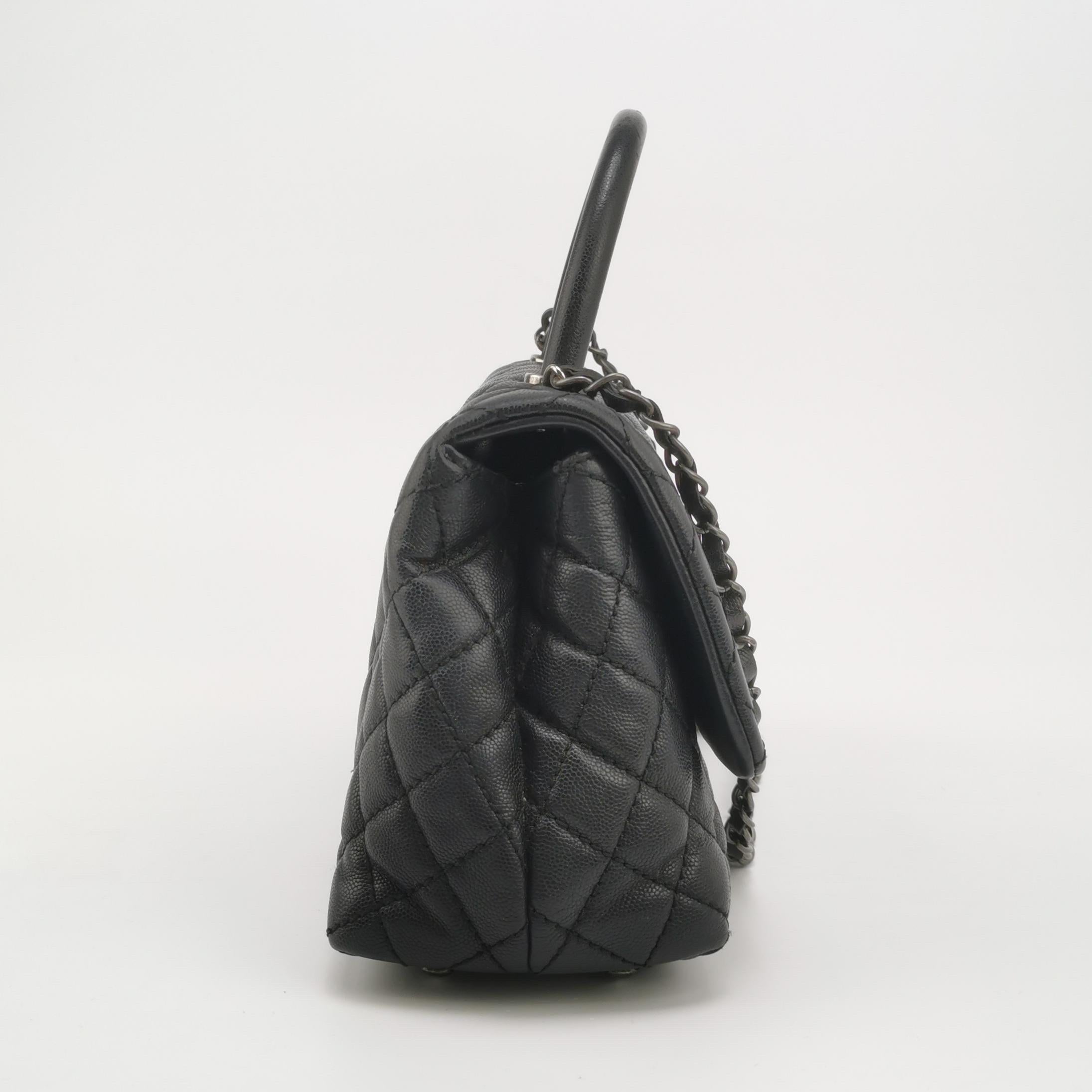 Donna Coco Chanel Manico Medio in Pelle Caviale Nera Hardware Argento, 2016 in vendita