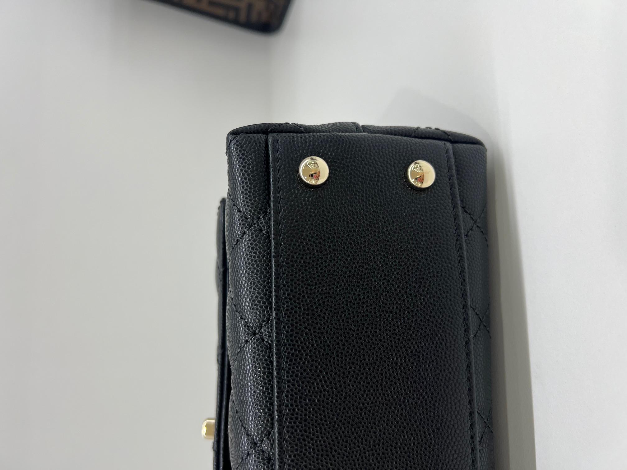 Chanel Coco Handle Small Black In Excellent Condition For Sale In Double Bay, AU