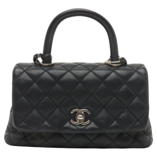 Asa Coco Chanel Pequeña Piel Caviar Azul Marino Herrajes Plateados en venta