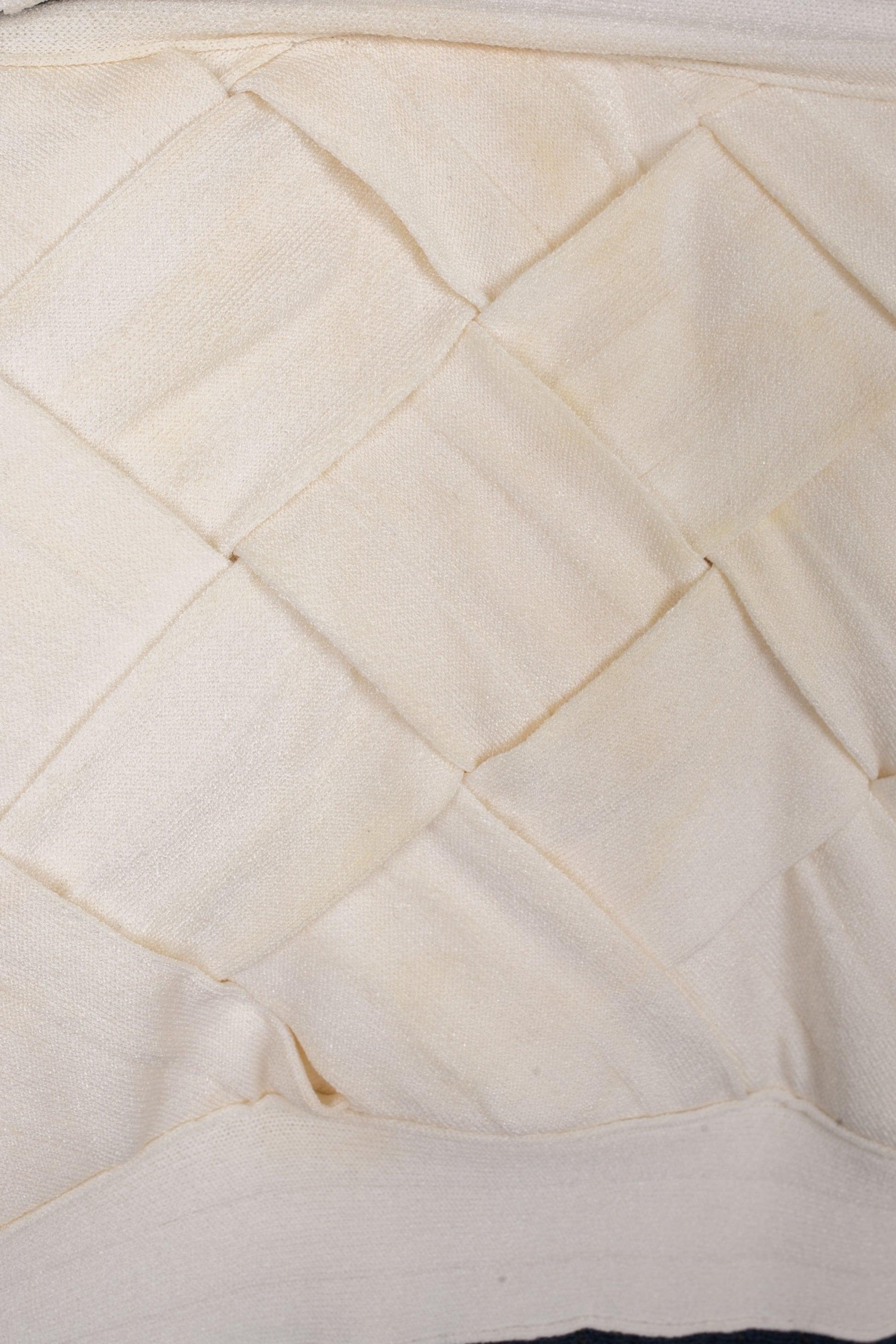 Ensemble « Coco Line » blanc et bleu marine de Chanel, 2008 en vente 5