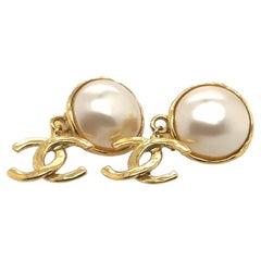 Chanel Coco Mark 95P Gold Plated Imitation Pearl Clip on Earrings