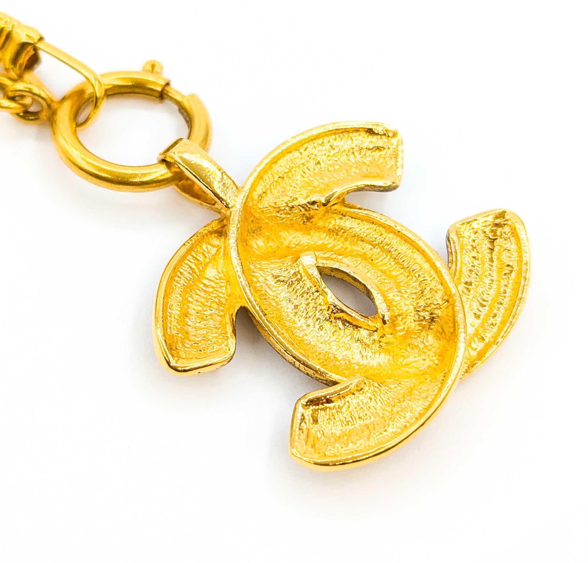 Chanel Coco Mark CC Matelasse Necklace/Pendant For Sale 2