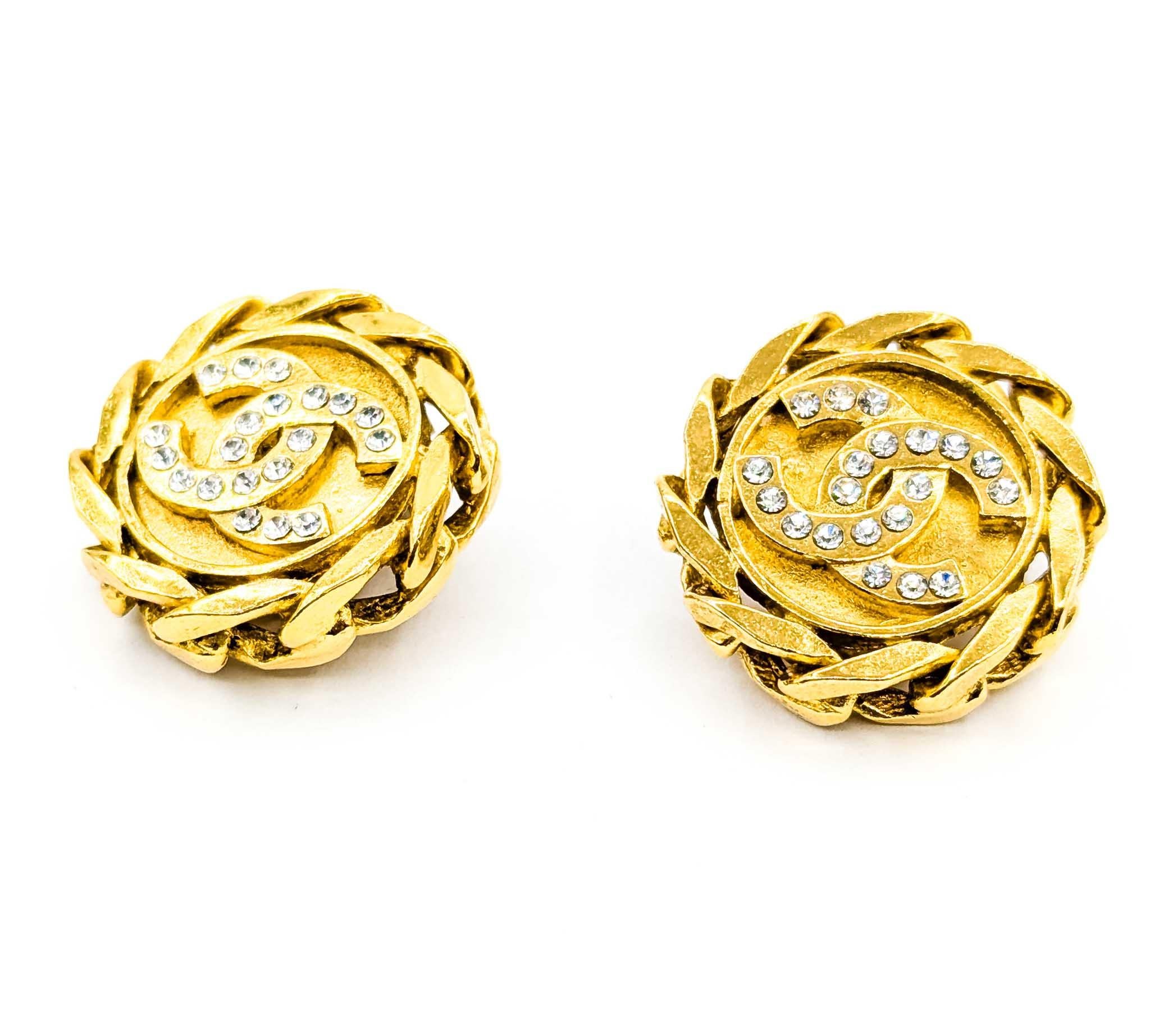 Chanel Coco Mark Rhinestone CC Earrings Excellent état - En vente à Bloomington, MN