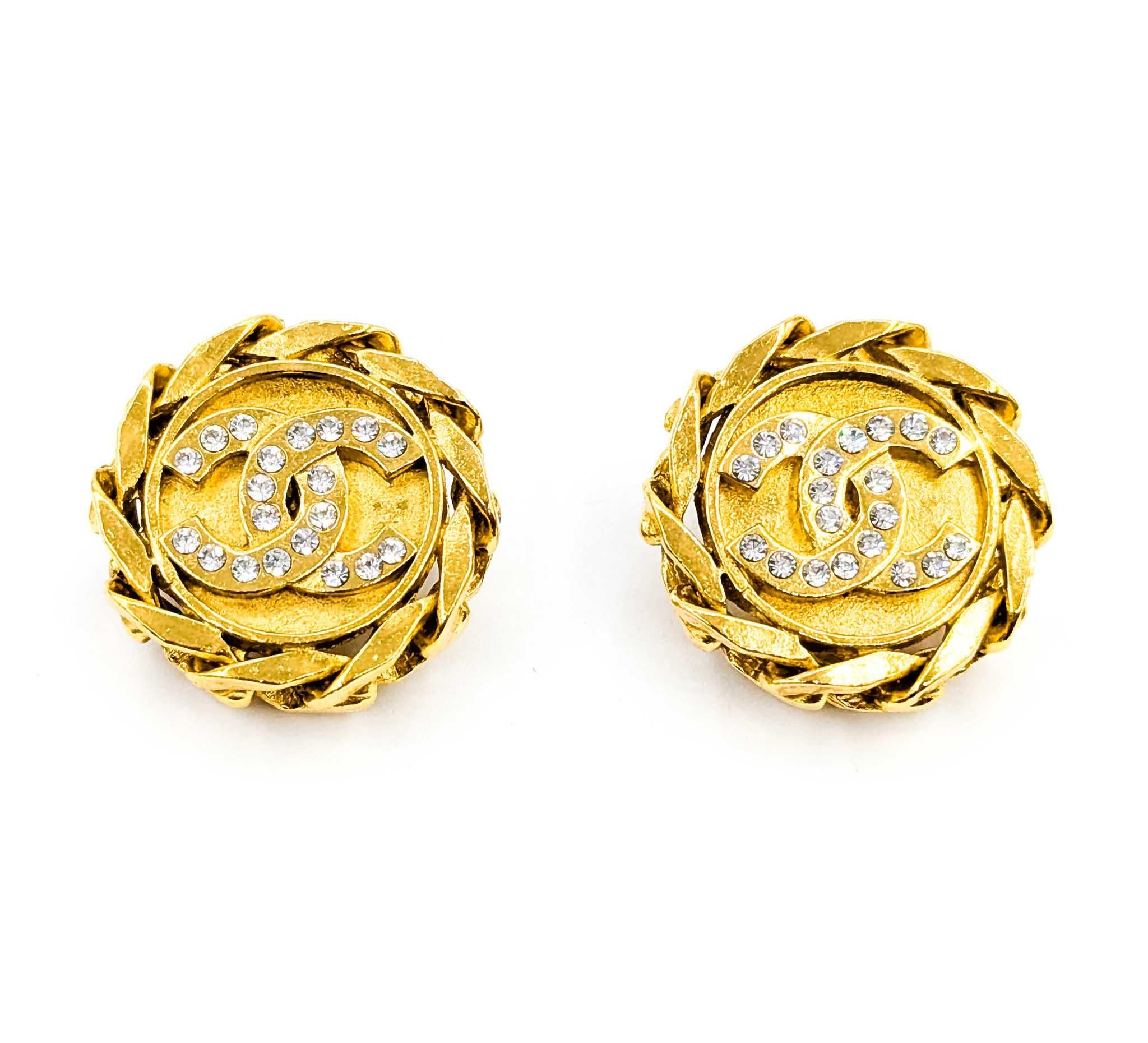 Chanel Coco Mark Rhinestone CC Earrings Pour femmes en vente
