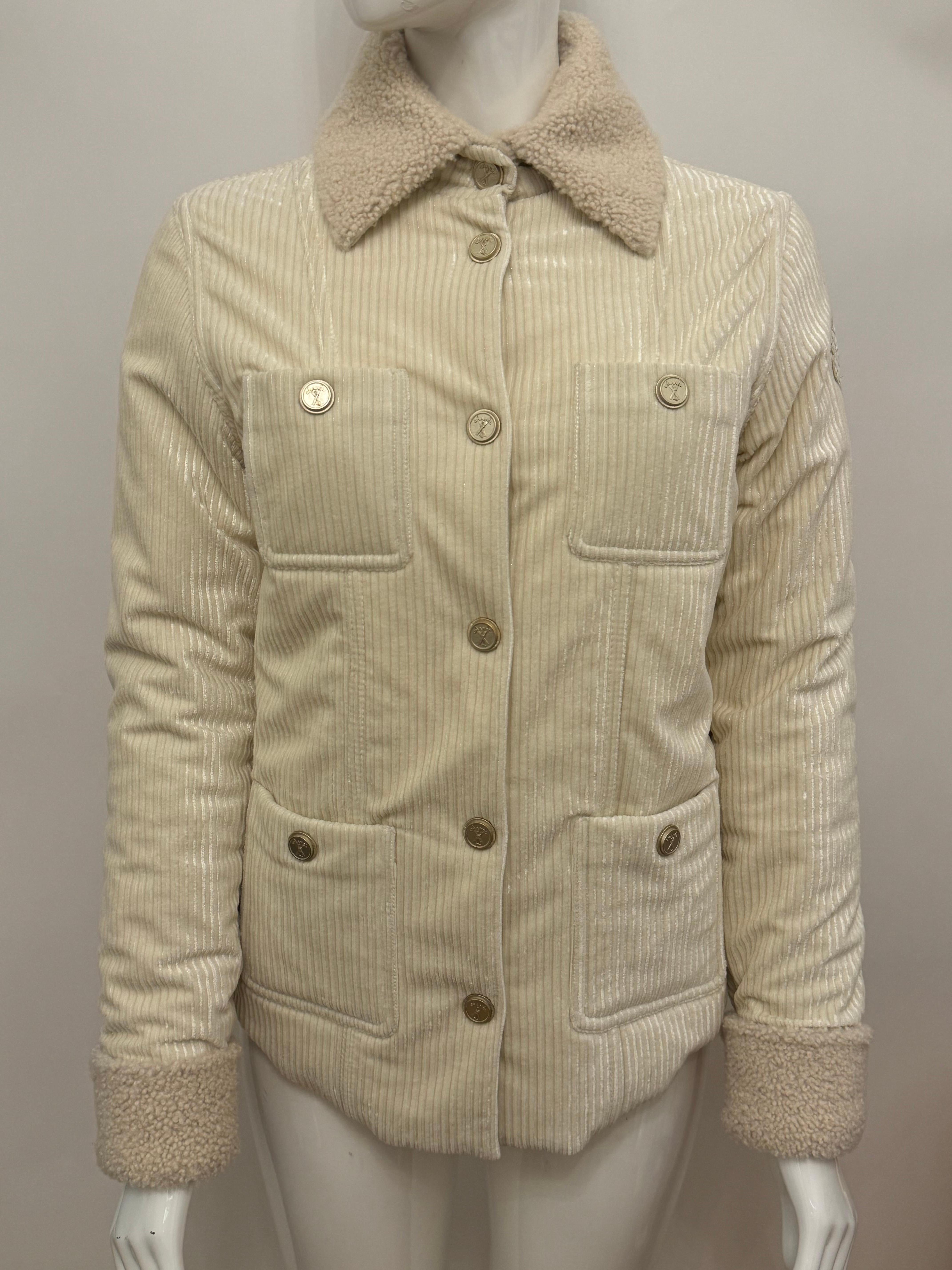 Chanel Coco Neige 2019 giacca in piuma d'oca e shearling in vendita 10