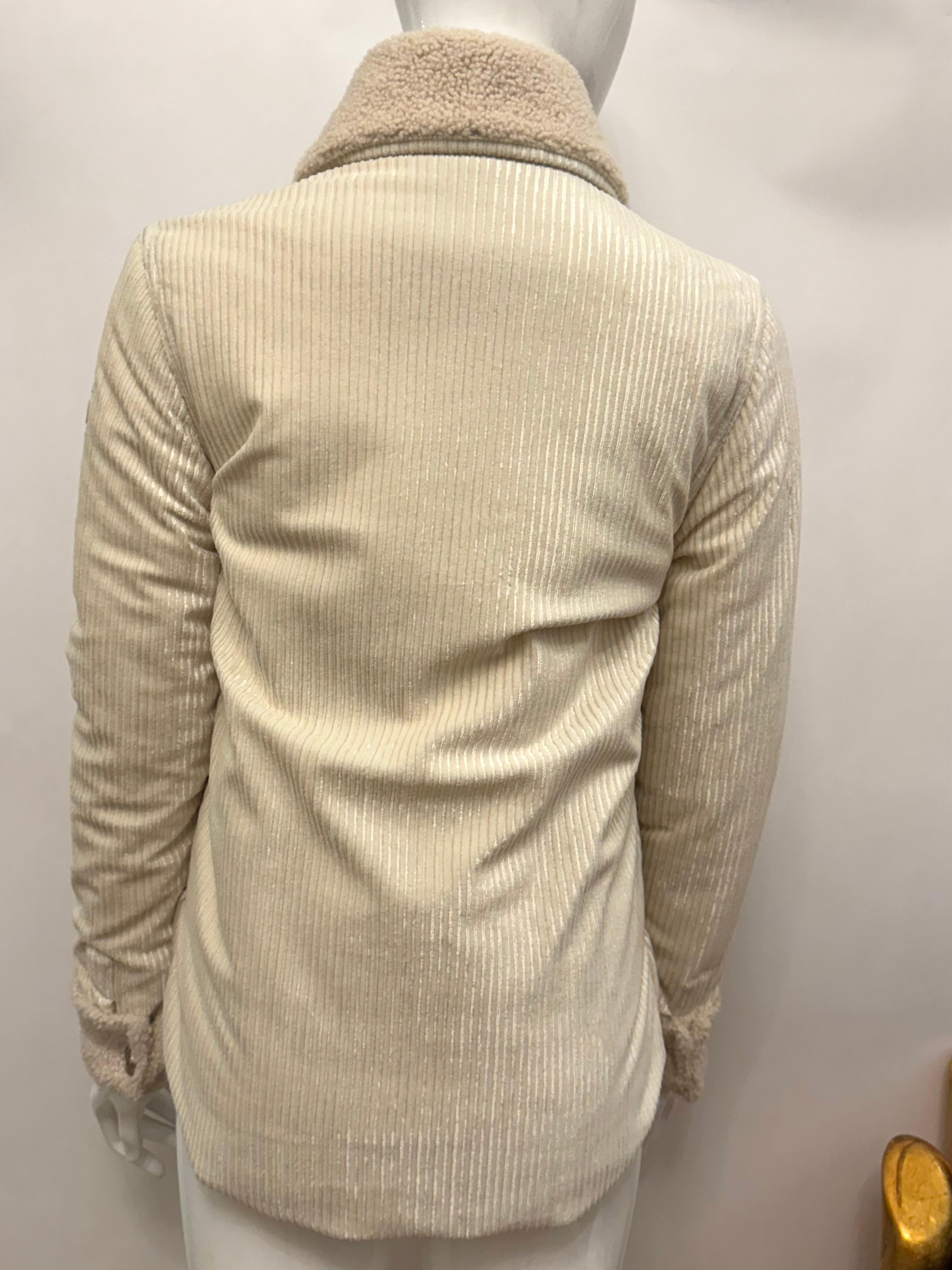 Chanel Coco Neige 2019 giacca in piuma d'oca e shearling in vendita 11