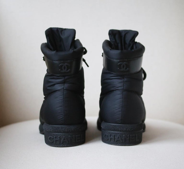 Chanel Coco Neige Nylon and Leather Snow Boots at 1stDibs
