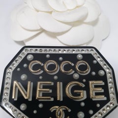 Broche Chanel Coco Neige perles et cristaux