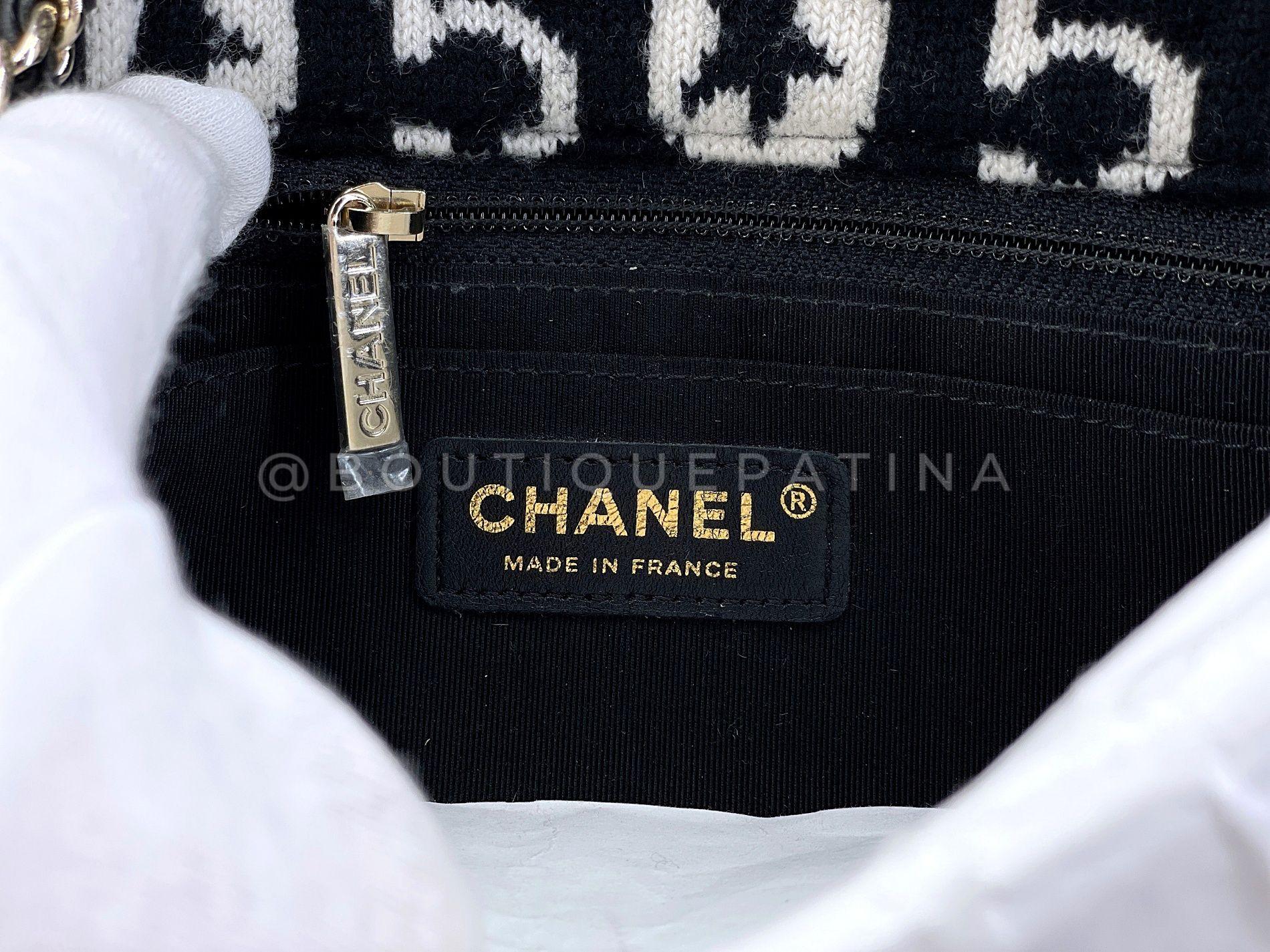Chanel Coco Neige Rectangular Mini Flap Bag Cashmere Knit 68052 For Sale 7