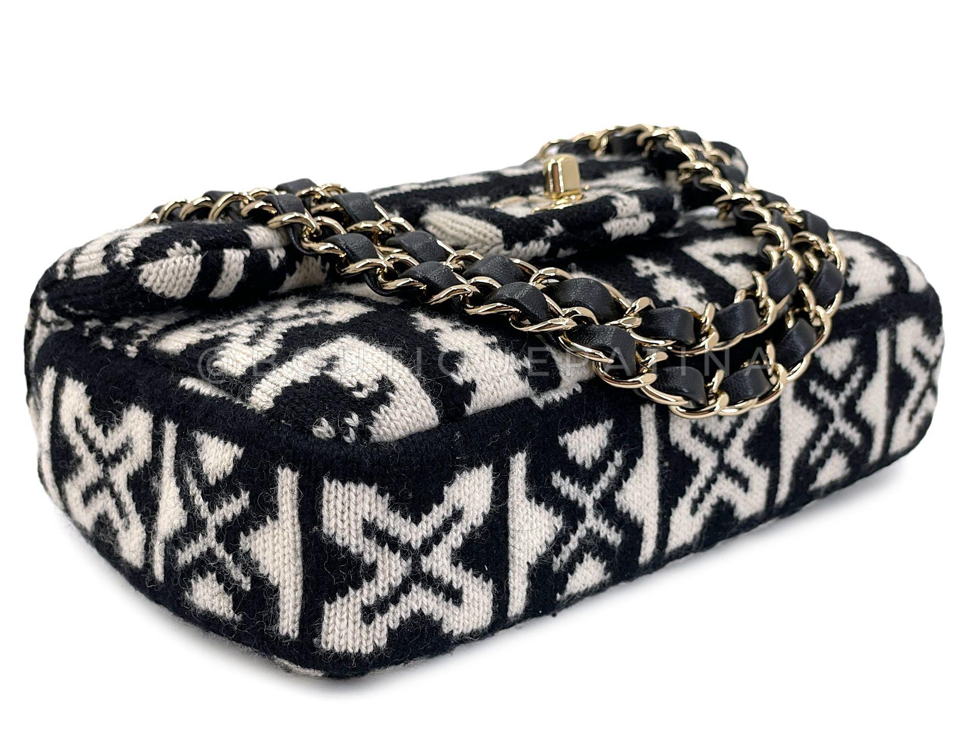 Chanel Coco Neige Rectangular Mini Flap Bag Cashmere Knit 68052 For Sale 3