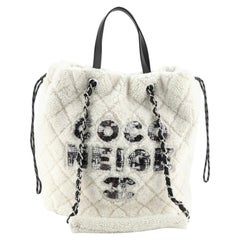 Chanel Coco Neige Einkaufstasche Gestepptes Shearling Large