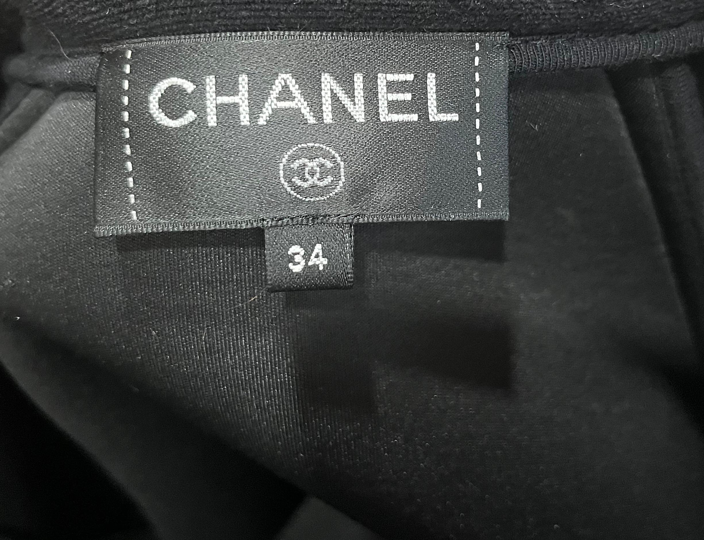Chanel Coco Neige Veloursjacke mit Kordelzug und Reißverschluss 2018 im Angebot 4
