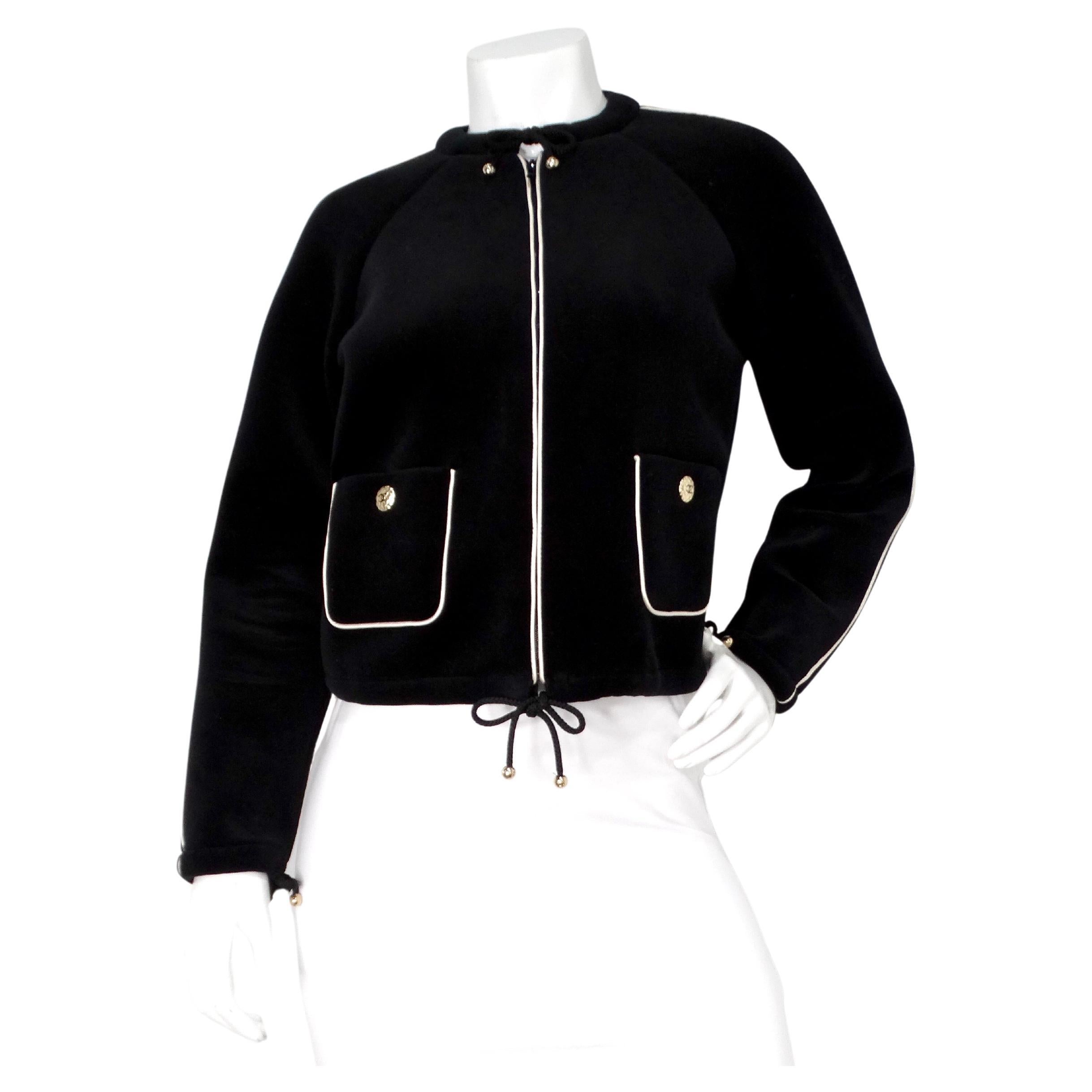 Chanel Coco Neige Veloursjacke mit Kordelzug und Reißverschluss 2018 im Angebot