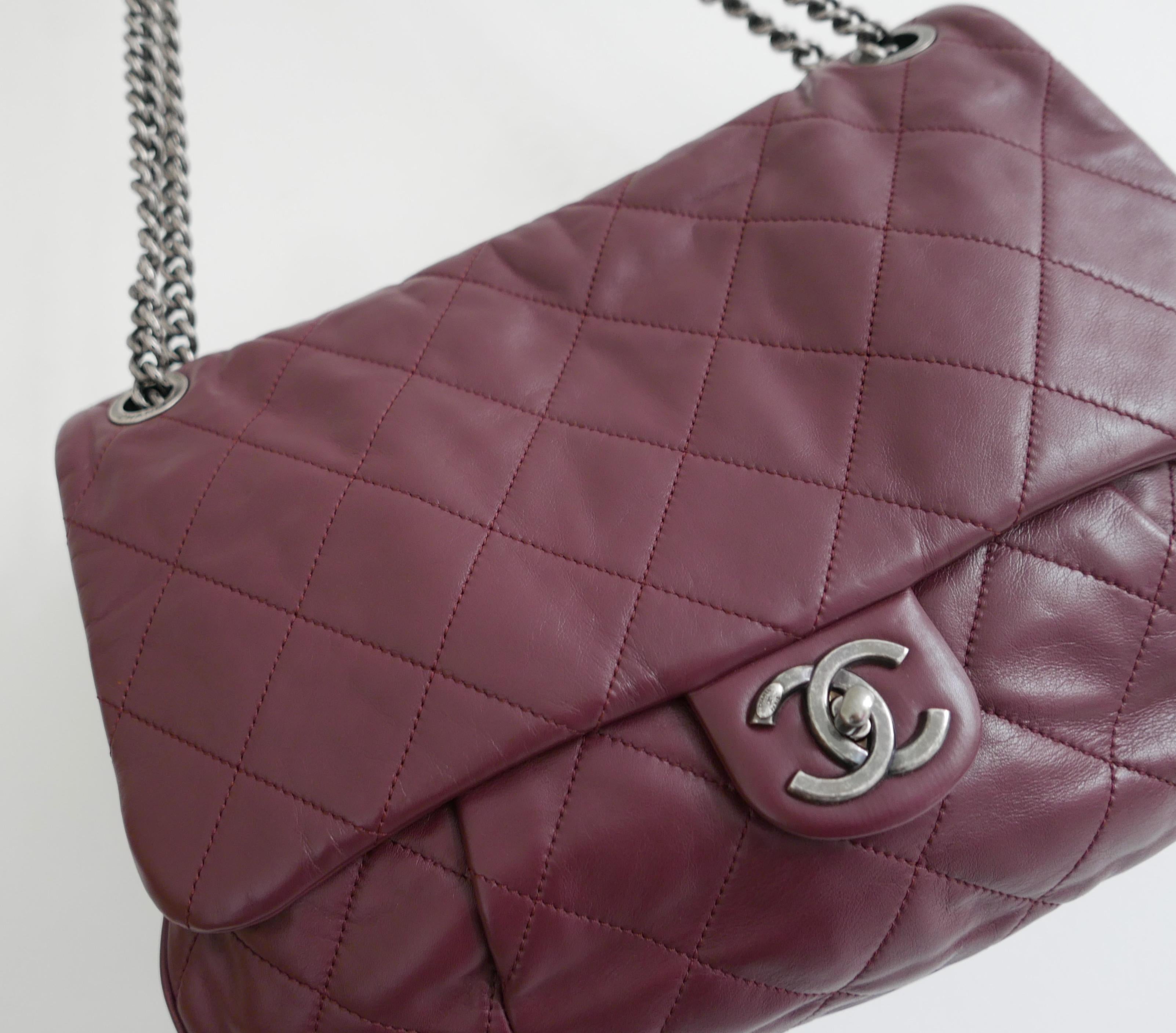 Women's Chanel Coco Pleats Flap Bag Burgundy Quilted Leather For Sale