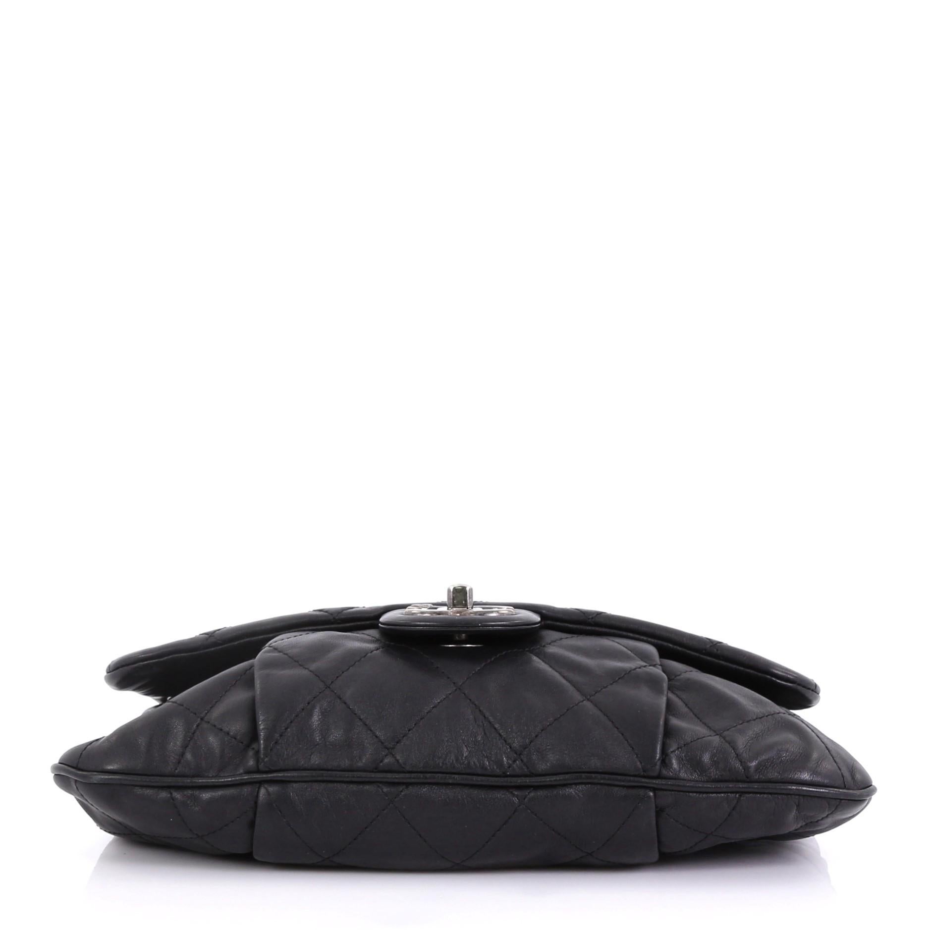 Chanel coco pleats messenger bag hot sale