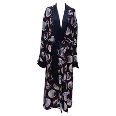 CHANEL Karl Lagerfeld  Coco Print 2007 Runway Silk Robe   NEW  UNISEX