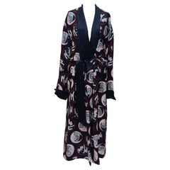 CHANEL Karl Lagerfeld  Coco Print 2007 Runway Silk Robe   NEW  UNISEX 