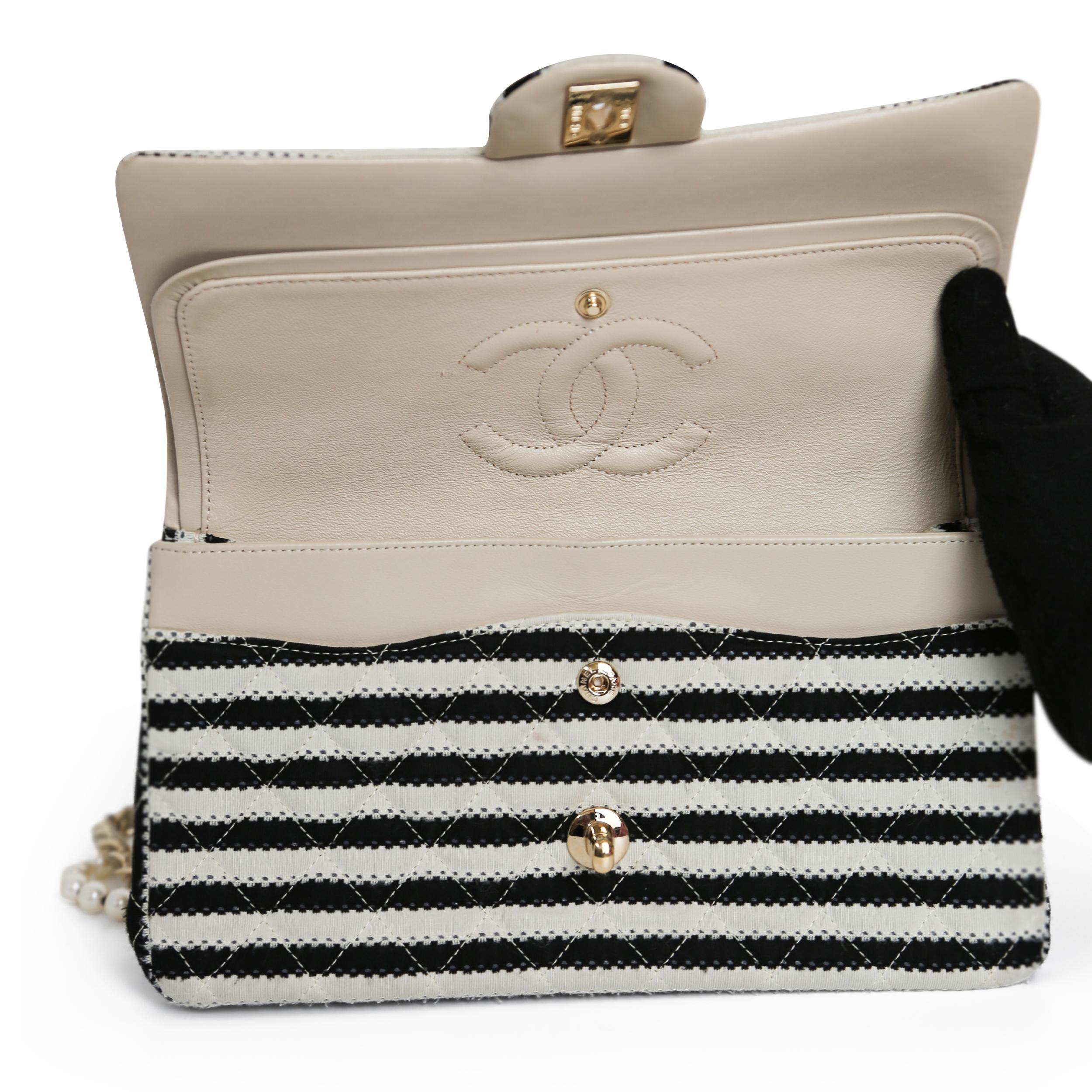 Chanel Coco Sailor Schwarze und cremefarbene Medium Tasche mit doppelter Klappe 2014 im Angebot 4