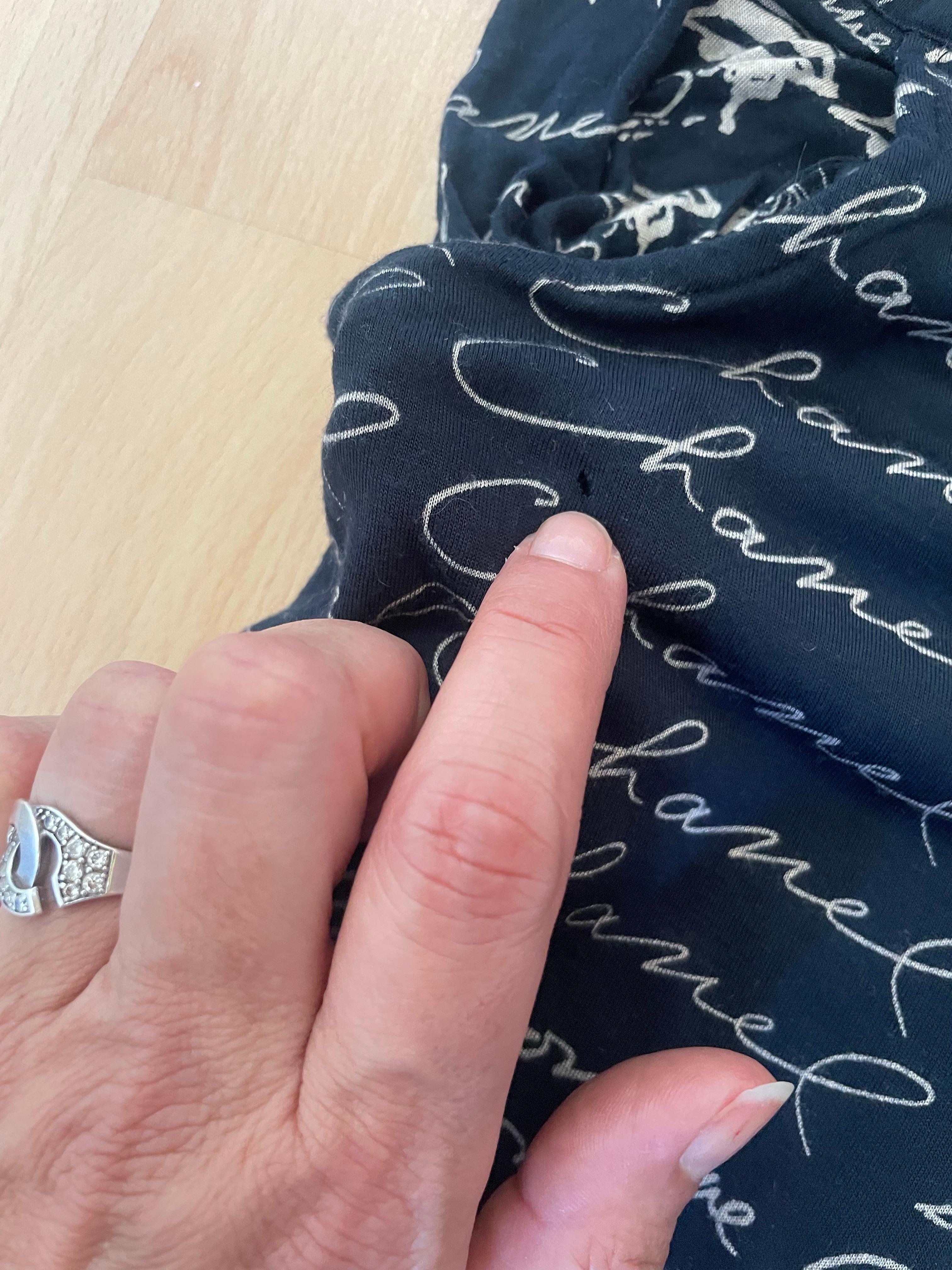 CHANEL. Pantalon Coco Cambon CC logo en vente 6